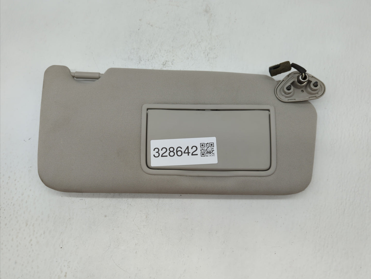 2010-2014 Subaru Legacy Sun Visor Shade Replacement Passenger Right Mirror Fits Fits 2010 2011 2012 2013 2014 OEM Used Auto 