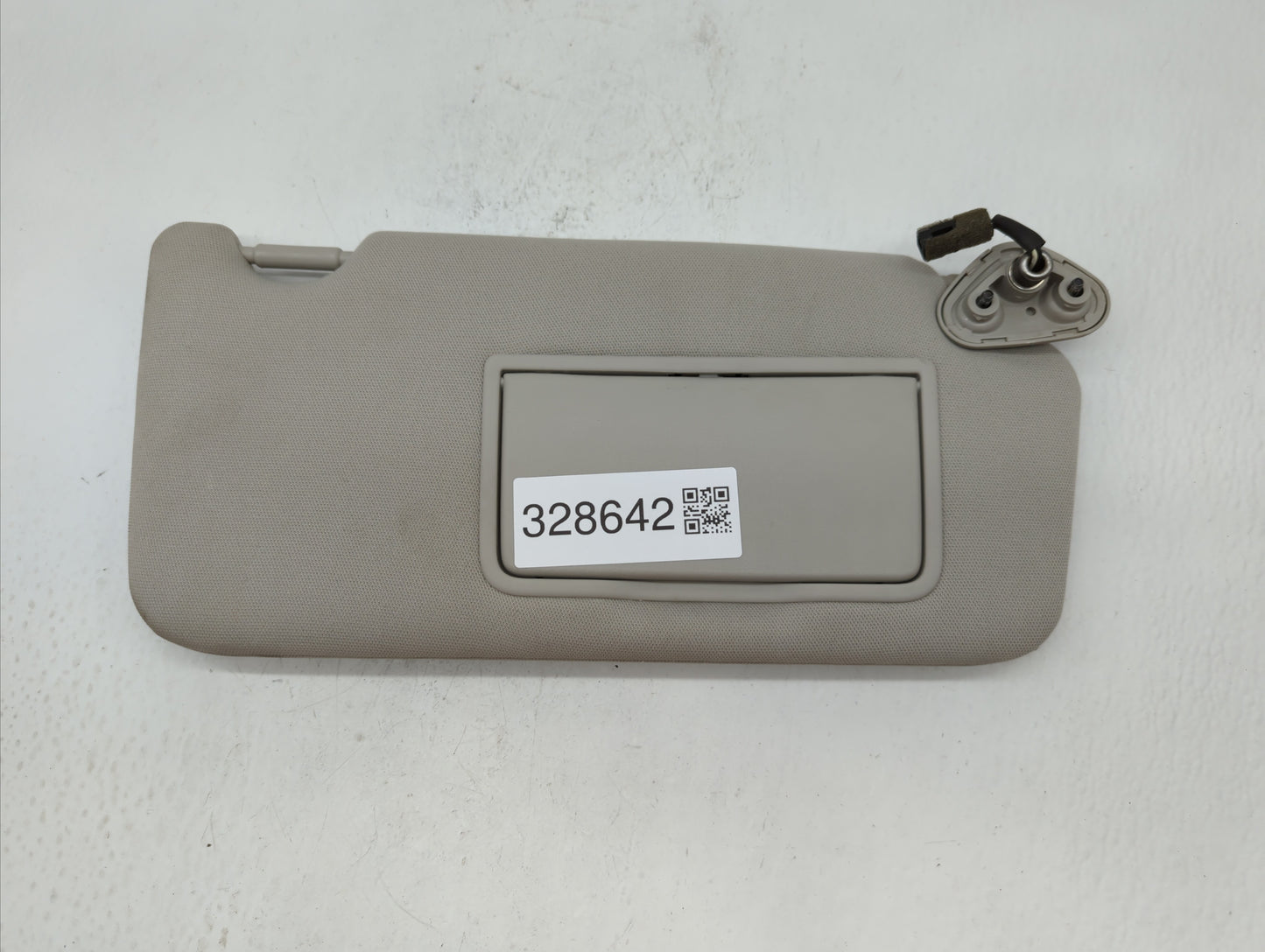2010-2014 Subaru Legacy Sun Visor Shade Replacement Passenger Right Mirror Fits Fits 2010 2011 2012 2013 2014 OEM Used Auto 