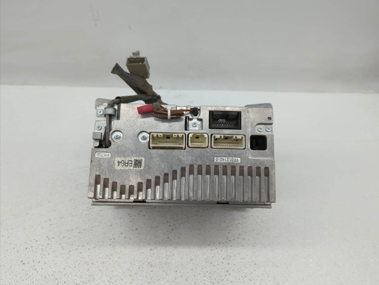 2010-2012 Subaru Legacy Am Fm Cd Player Radio Receiver - Oemusedautoparts1.com