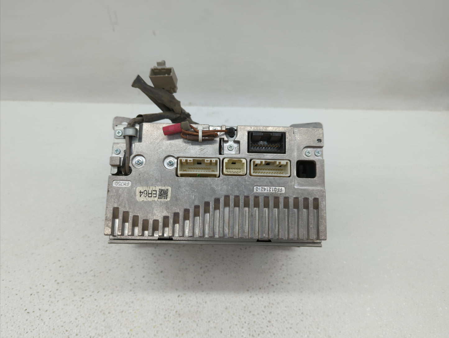 2010-2012 Subaru Legacy Am Fm Cd Player Radio Receiver - Oemusedautoparts1.com