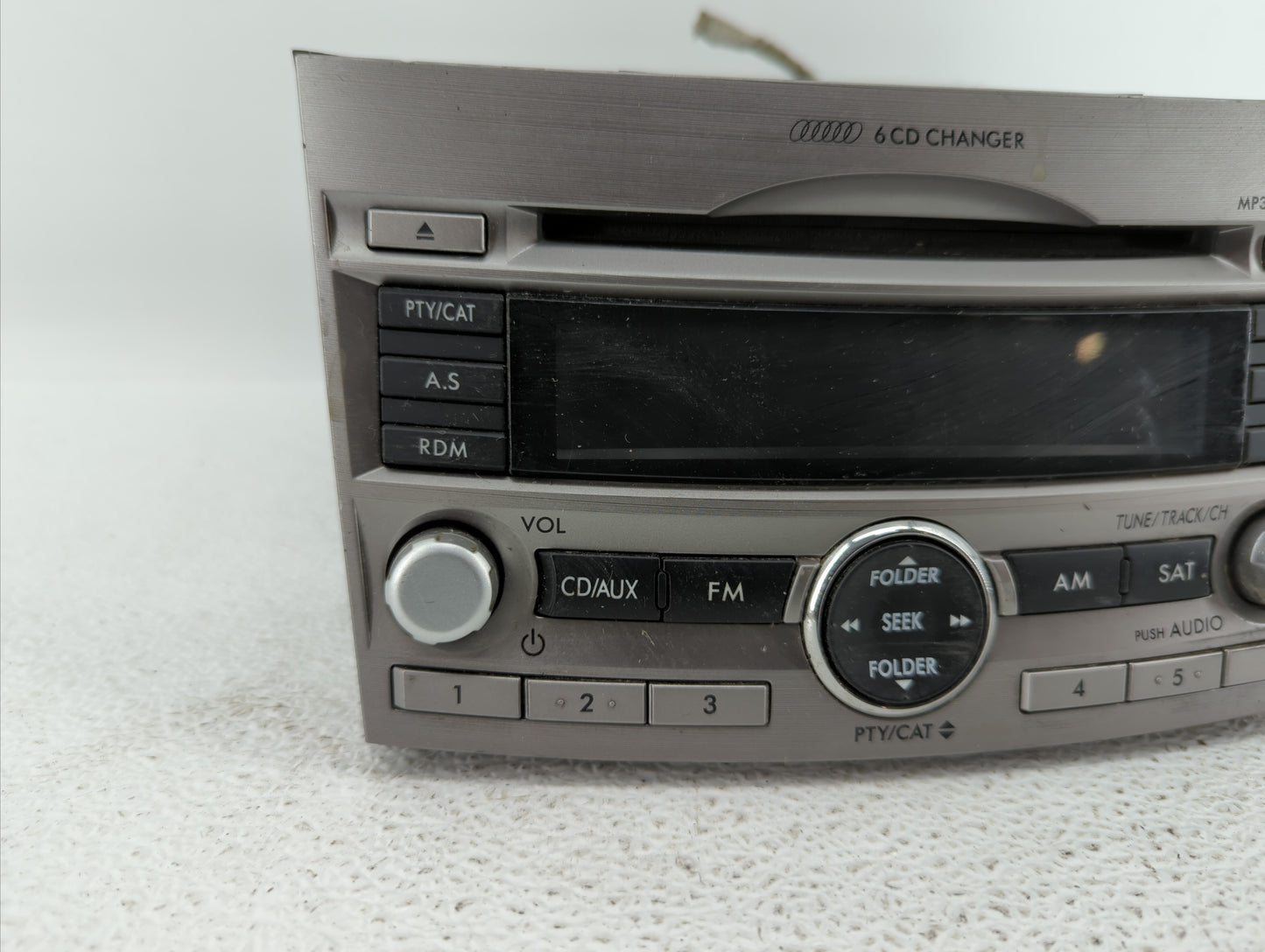 2010-2012 Subaru Legacy Am Fm Cd Player Radio Receiver - Oemusedautoparts1.com