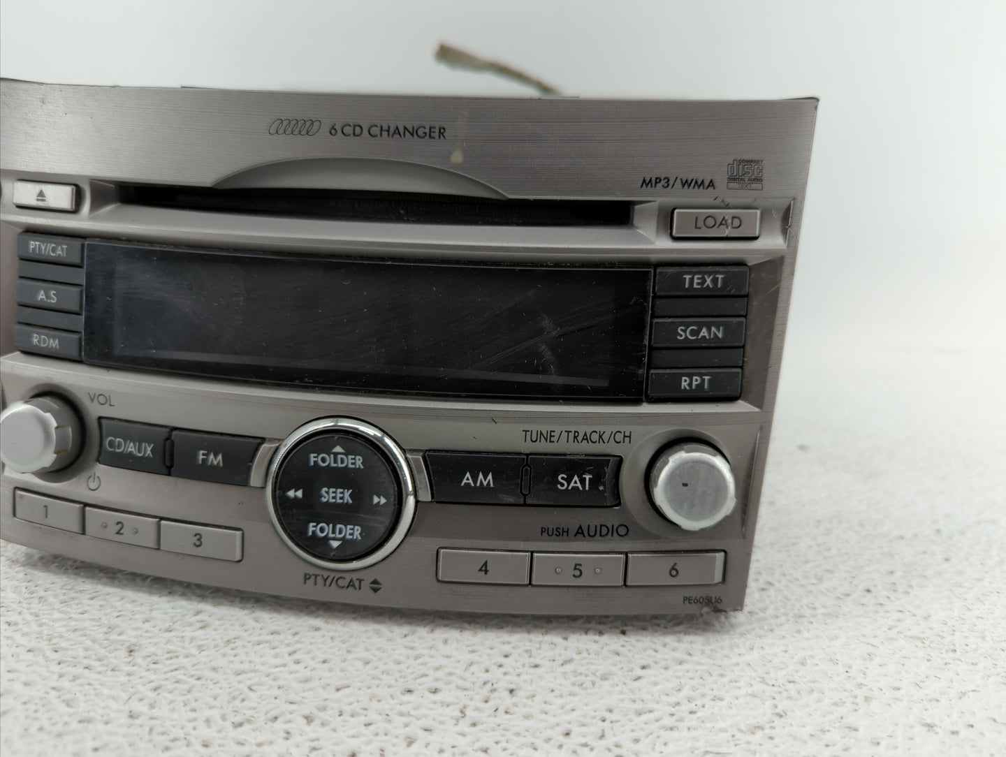 2010-2012 Subaru Legacy Am Fm Cd Player Radio Receiver - Oemusedautoparts1.com