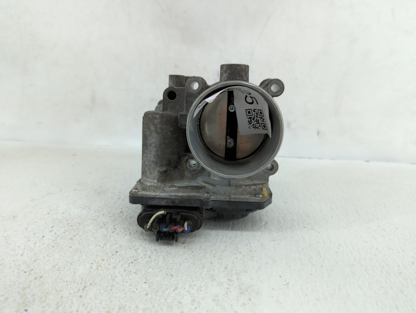 2010-2012 Subaru Legacy Throttle Body P/N:16112AA350 Fits Fits 2010 2011 2012 OEM Used Auto Parts - Oemusedautoparts1.com