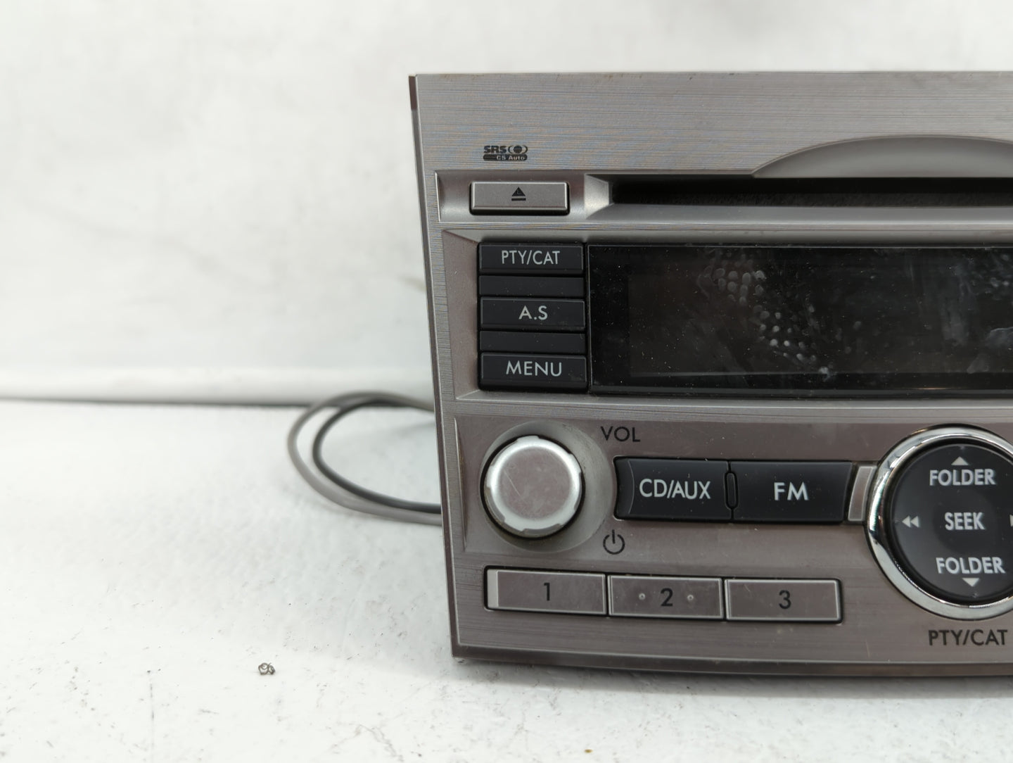 2010-2012 Subaru Legacy Am Fm Cd Player Radio Receiver - Oemusedautoparts1.com