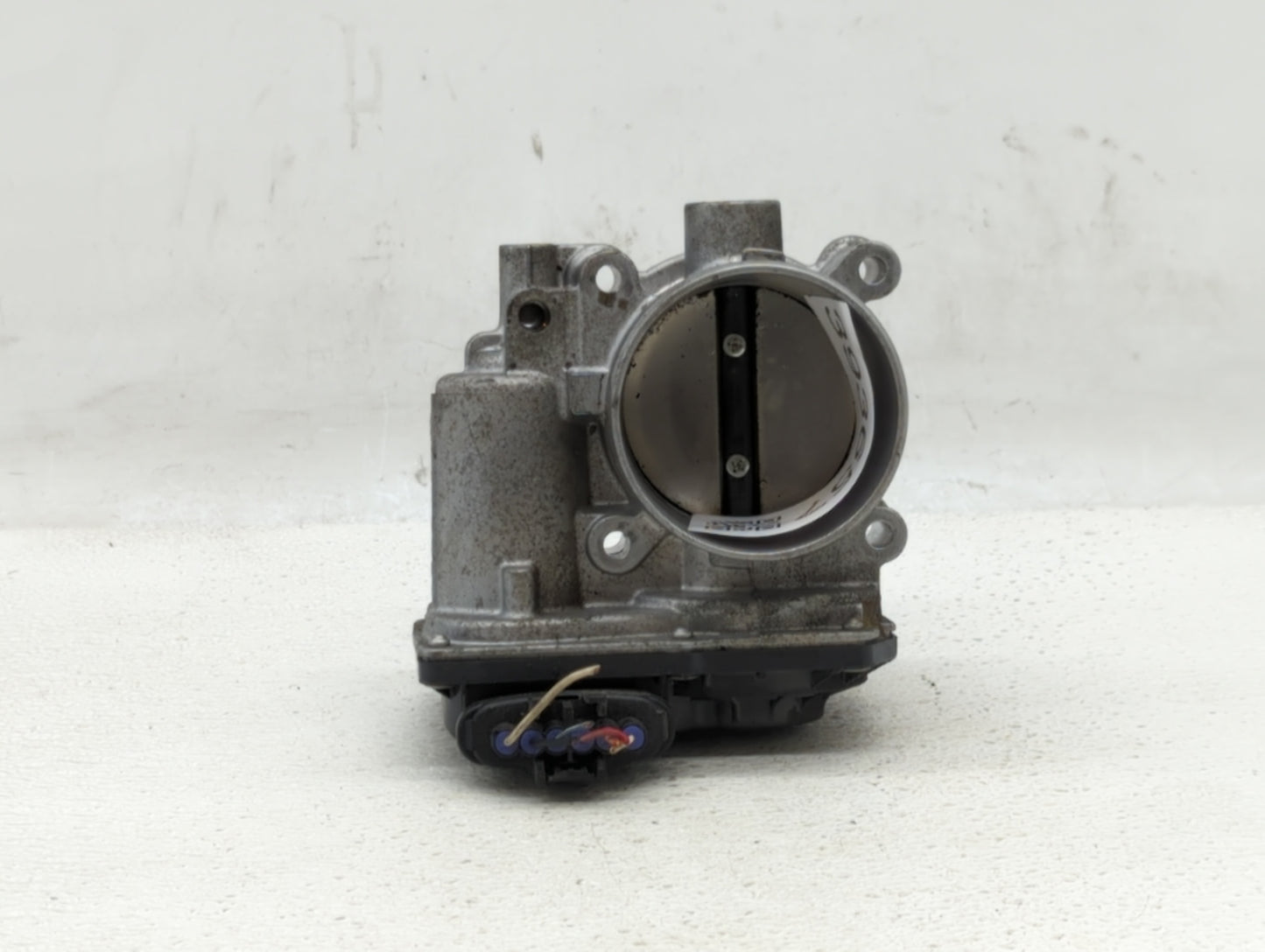 2010-2012 Subaru Legacy Throttle Body P/N:16112AA350 Fits Fits 2010 2011 2012 OEM Used Auto Parts - Oemusedautoparts1.com