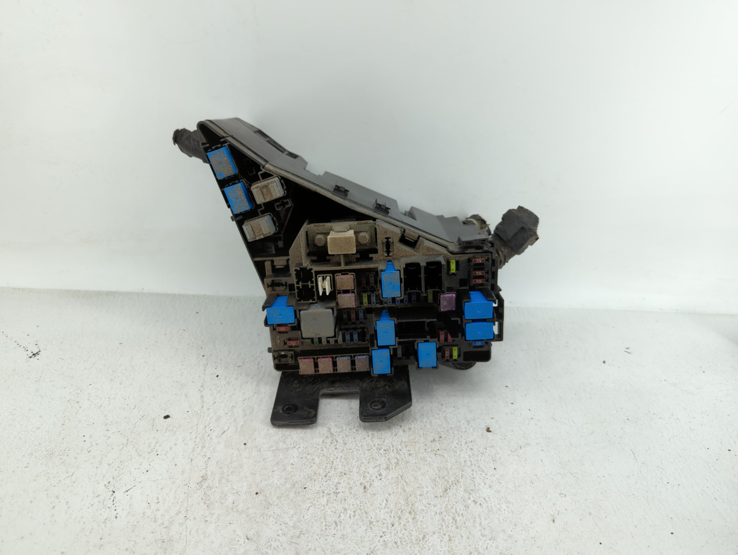 2010-2014 Subaru Legacy Fusebox Fuse Box Panel Relay Module P/N:MB102800B MB10280B, MB102801B Fits Fits 2010 2011 2012 2013 