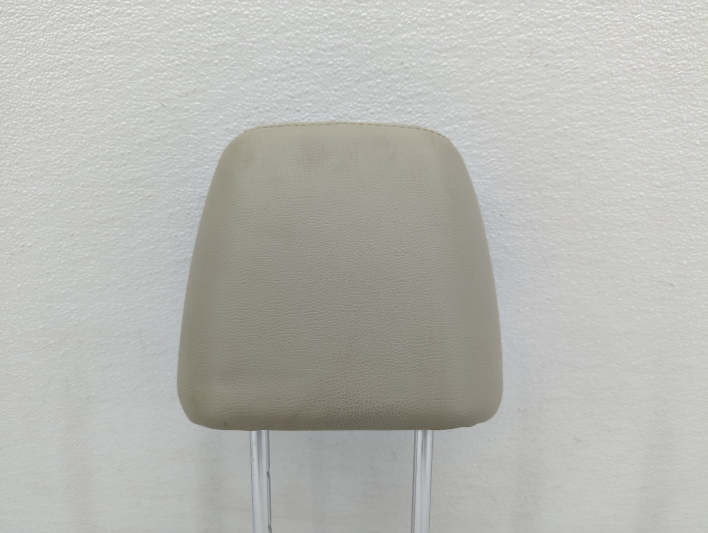 2010-2012 Subaru Legacy Headrest Head Rest Front Driver Passenger Seat - Oemusedautoparts1.com