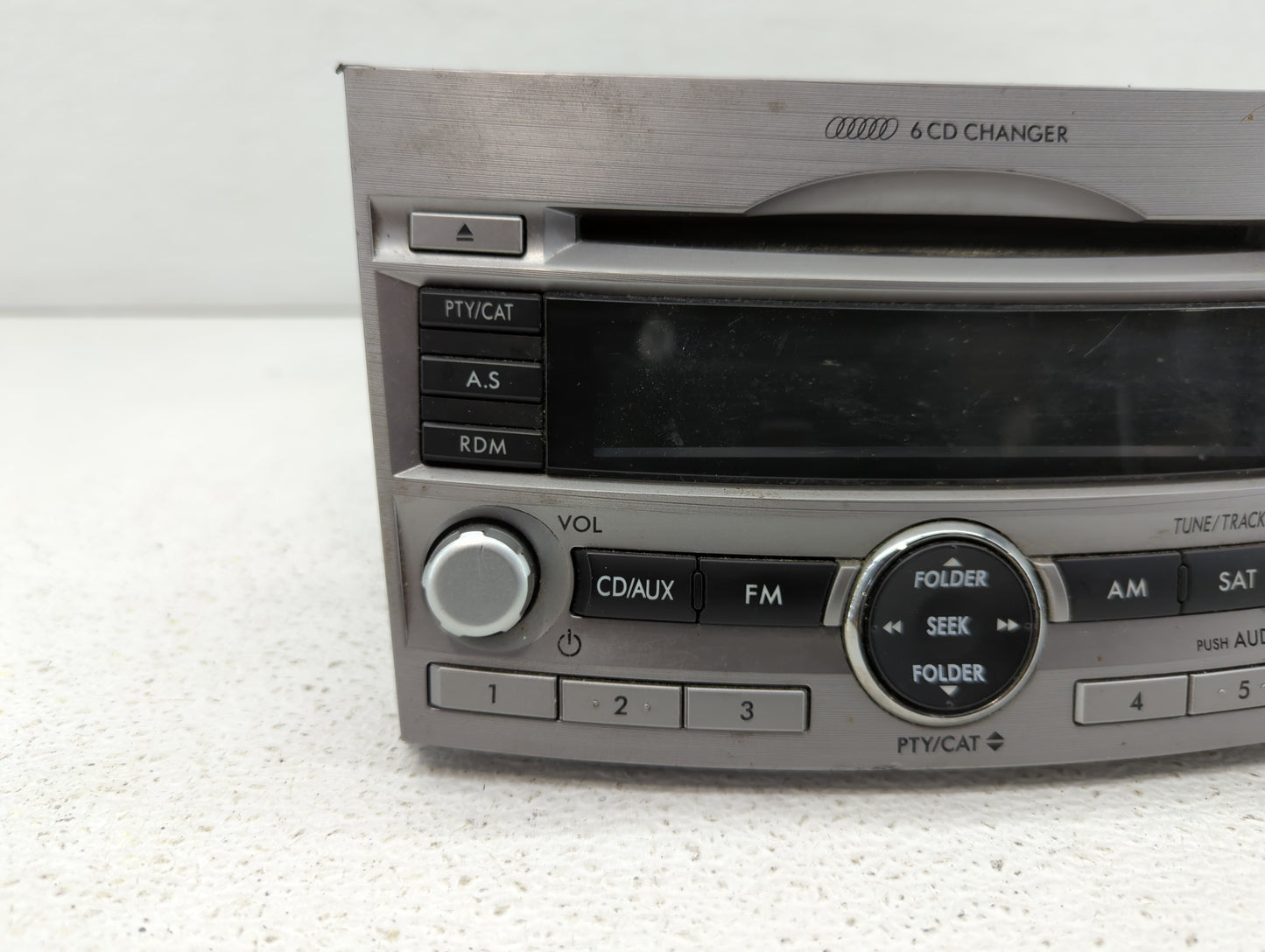 2010-2012 Subaru Legacy Am Fm Cd Player Radio Receiver - Oemusedautoparts1.com