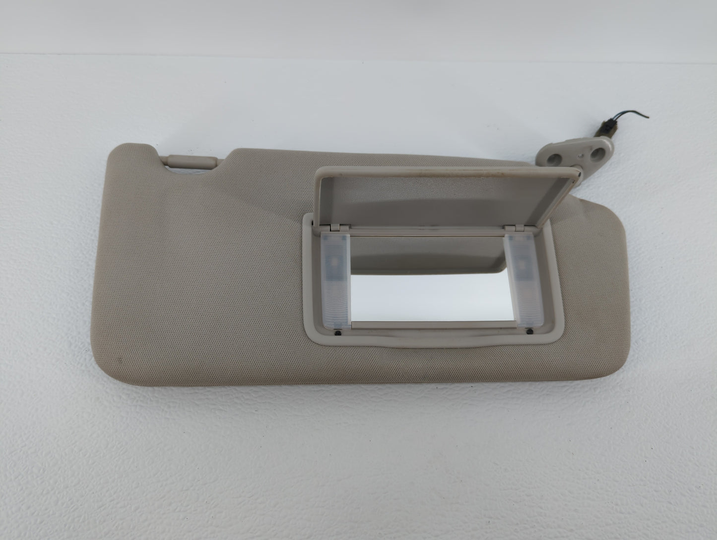 2010-2014 Subaru Legacy Sun Visor Shade Replacement Passenger Right Mirror Fits Fits 2010 2011 2012 2013 2014 OEM Used Auto 