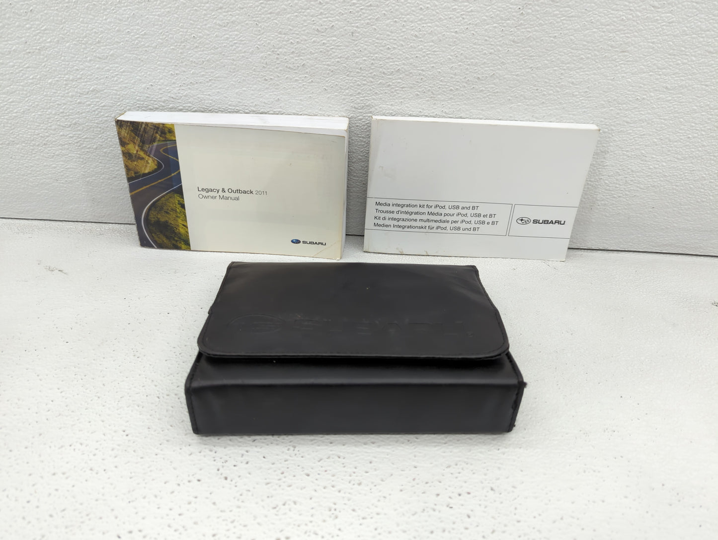 2011 Subaru Legacy Owners Manual Book Guide OEM Used Auto Parts - Oemusedautoparts1.com