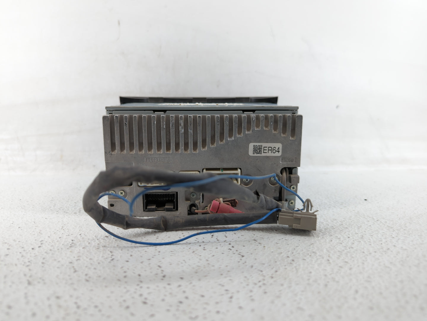 2010-2012 Subaru Legacy Am Fm Cd Player Radio Receiver - Oemusedautoparts1.com