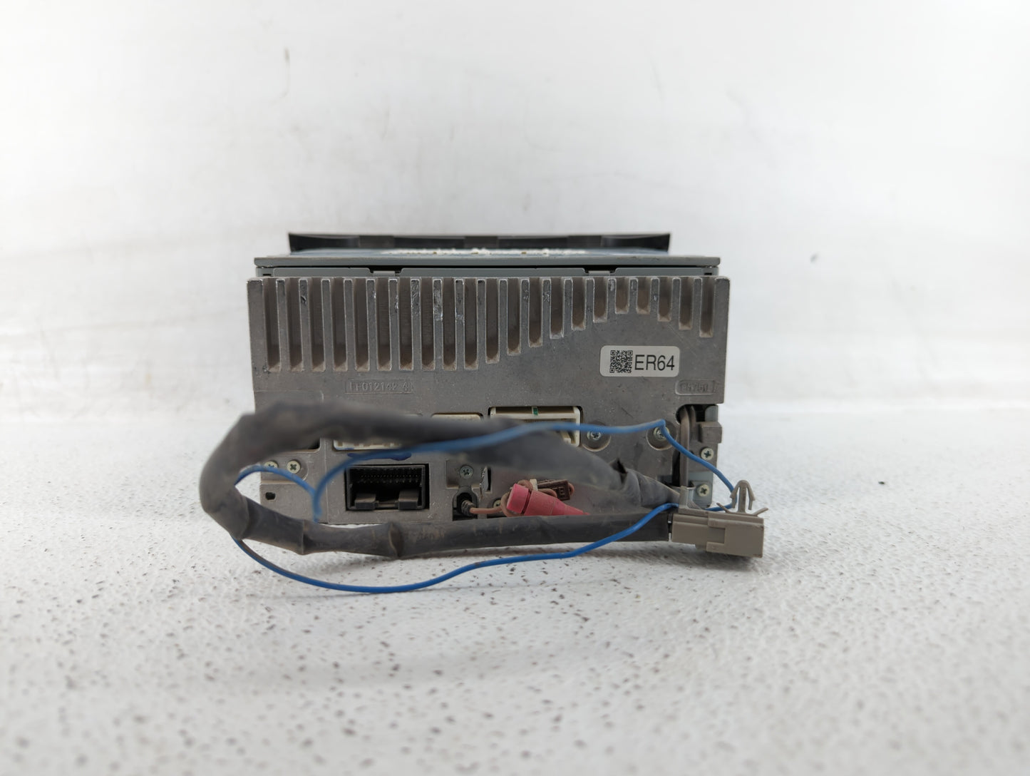 2010-2012 Subaru Legacy Am Fm Cd Player Radio Receiver - Oemusedautoparts1.com