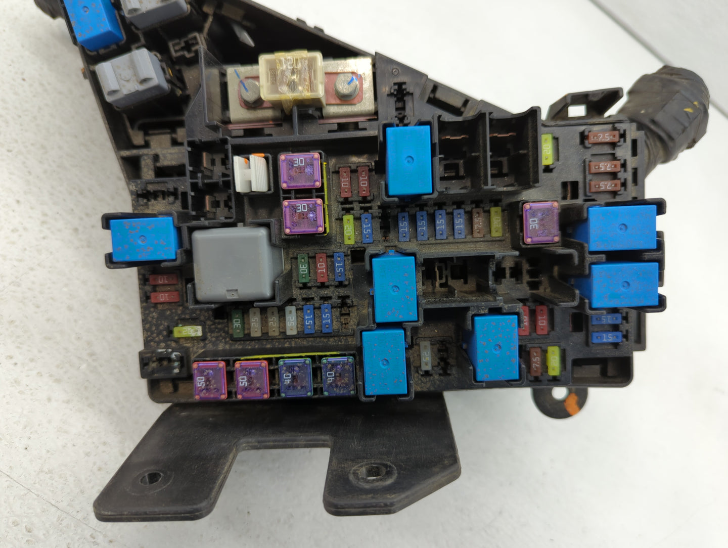 2010-2014 Subaru Legacy Fusebox Fuse Box Panel Relay Module P/N:MB102800B MB10280B, MB102801B Fits Fits 2010 2011 2012 2013 