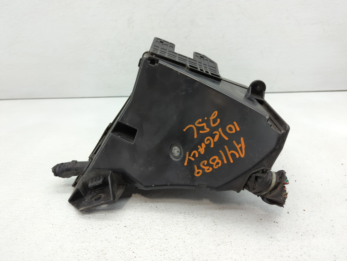 2010-2014 Subaru Legacy Fusebox Fuse Box Panel Relay Module P/N:MB102800B MB10280B, MB102801B Fits Fits 2010 2011 2012 2013 