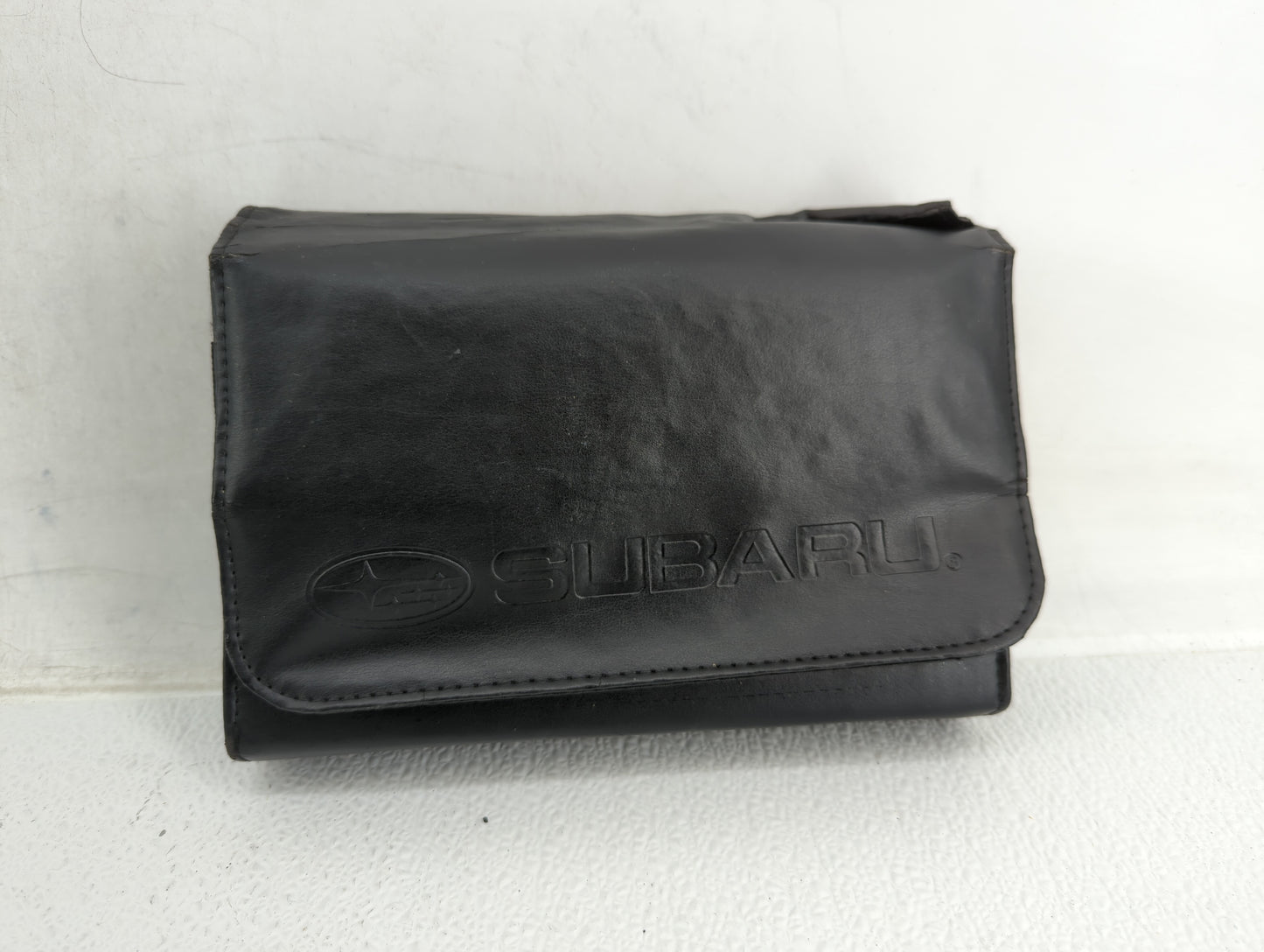 2011 Subaru Legacy Owners Manual Book Guide OEM Used Auto Parts - Oemusedautoparts1.com