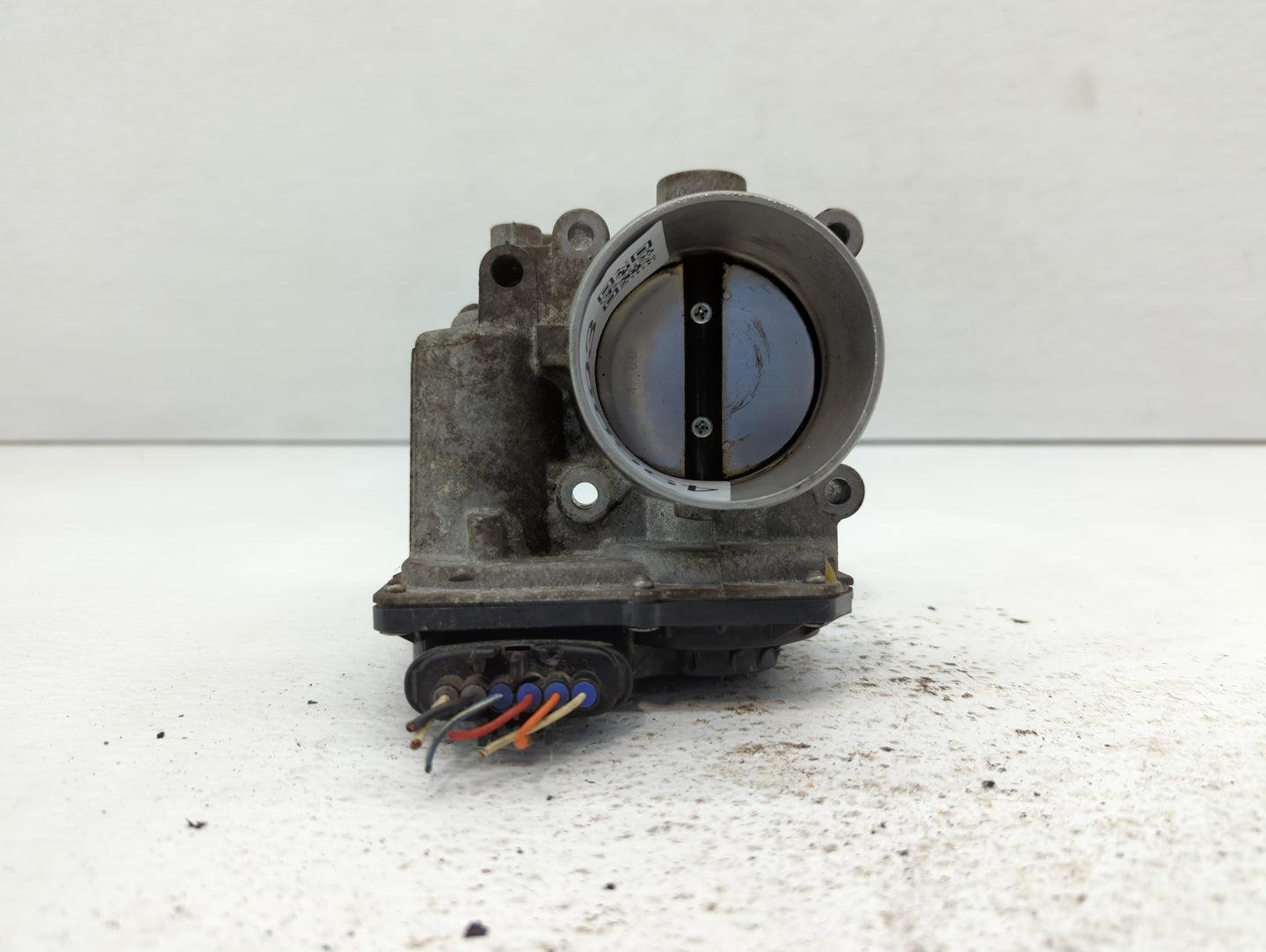 2010-2012 Subaru Legacy Throttle Body P/N:16112AA350 Fits Fits 2010 2011 2012 OEM Used Auto Parts - Oemusedautoparts1.com