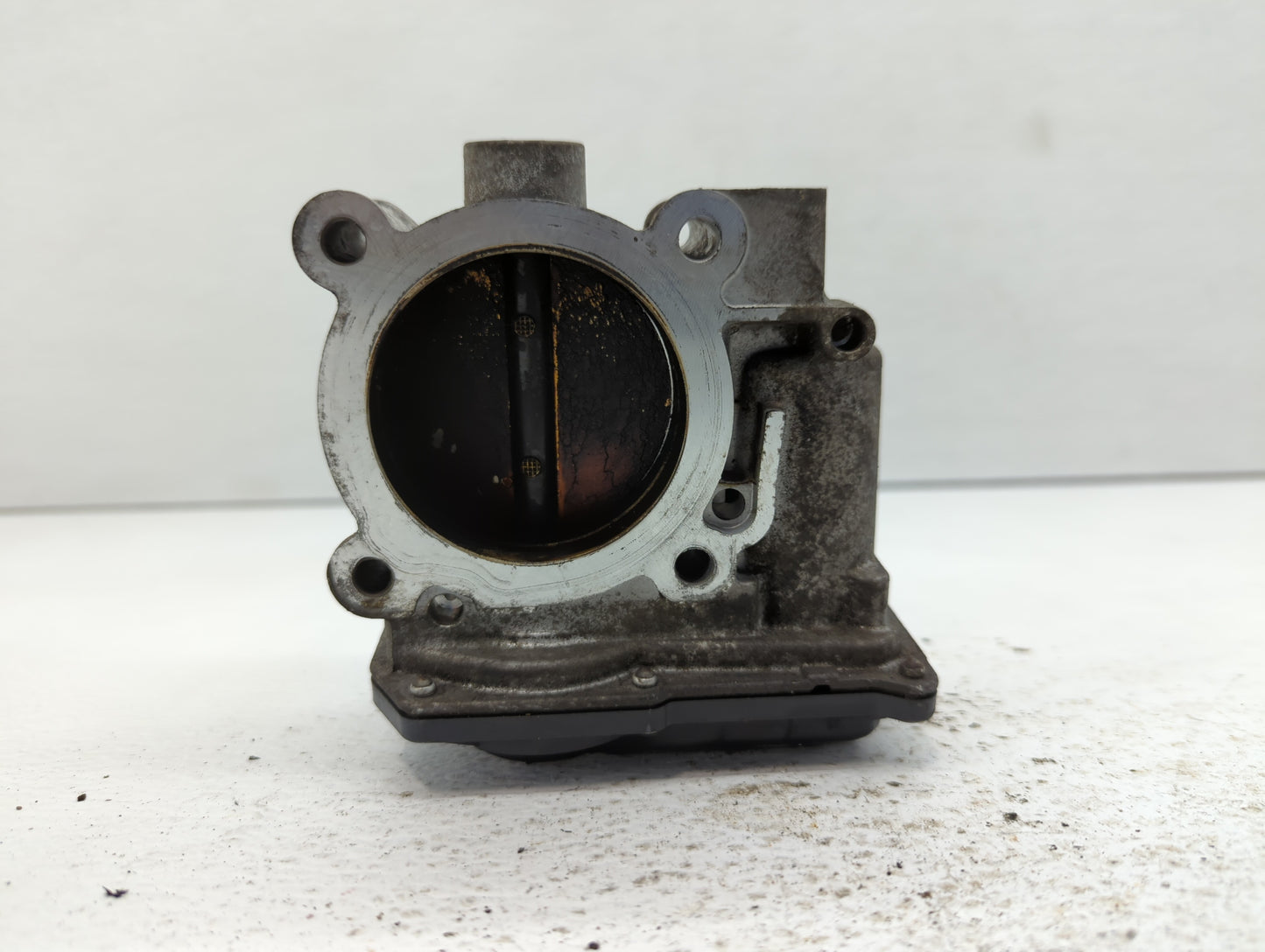 2010-2012 Subaru Legacy Throttle Body P/N:16112AA350 Fits Fits 2010 2011 2012 OEM Used Auto Parts - Oemusedautoparts1.com