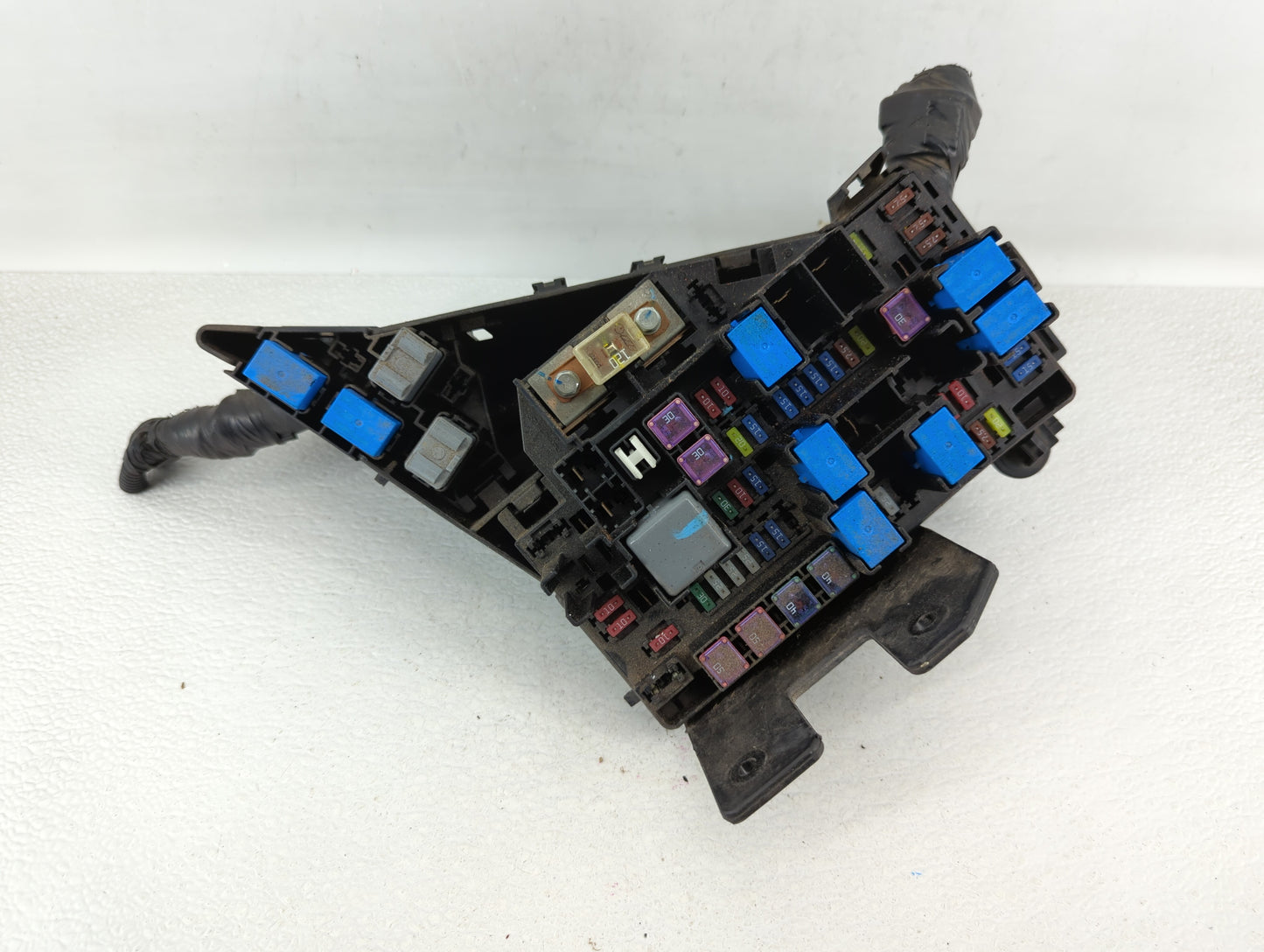 2010-2014 Subaru Legacy Fusebox Fuse Box Panel Relay Module P/N:MB503200B Fits Fits 2010 2011 2012 2013 2014 OEM Used Auto P