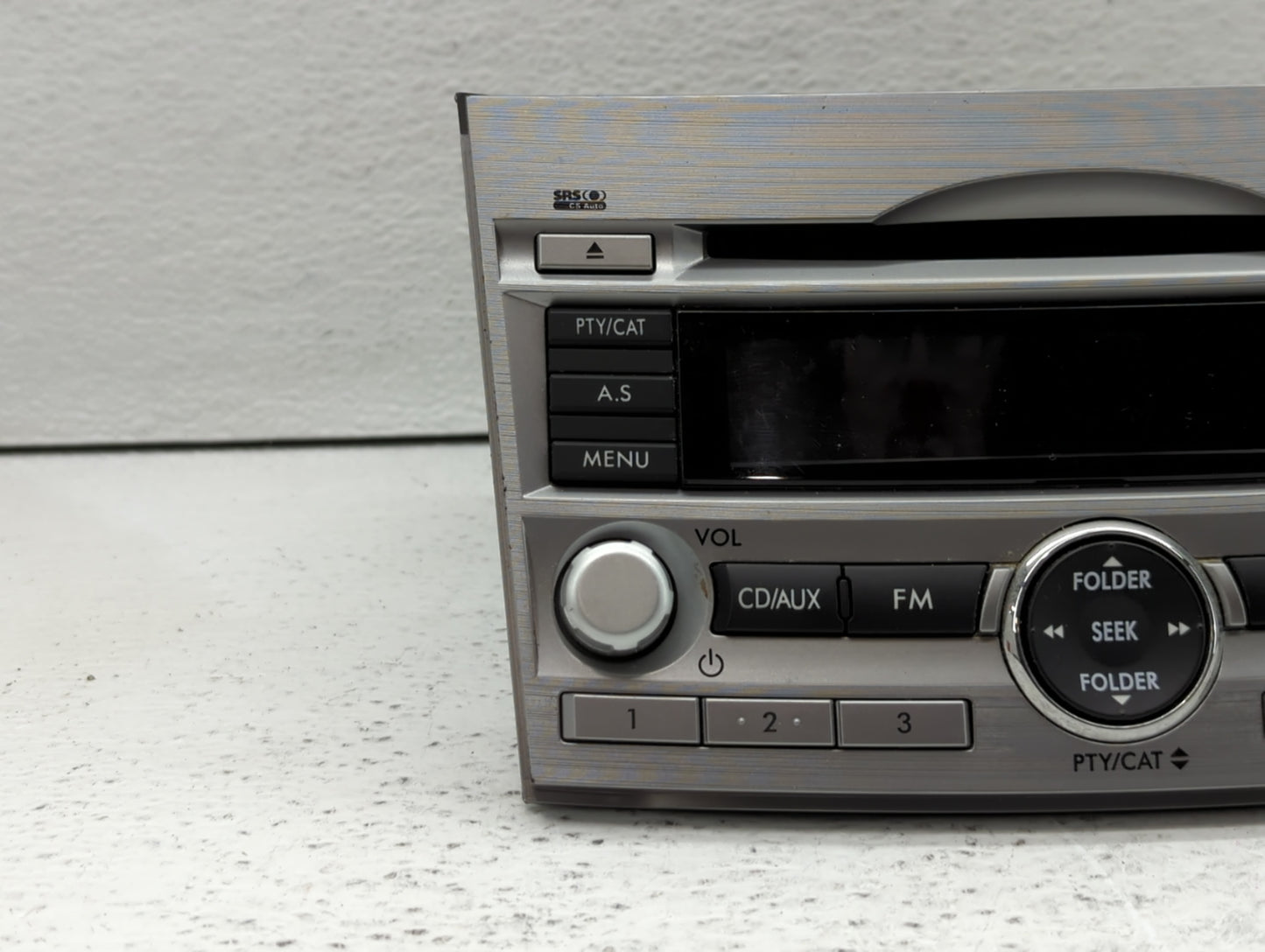 2010-2012 Subaru Legacy Am Fm Cd Player Radio Receiver - Oemusedautoparts1.com