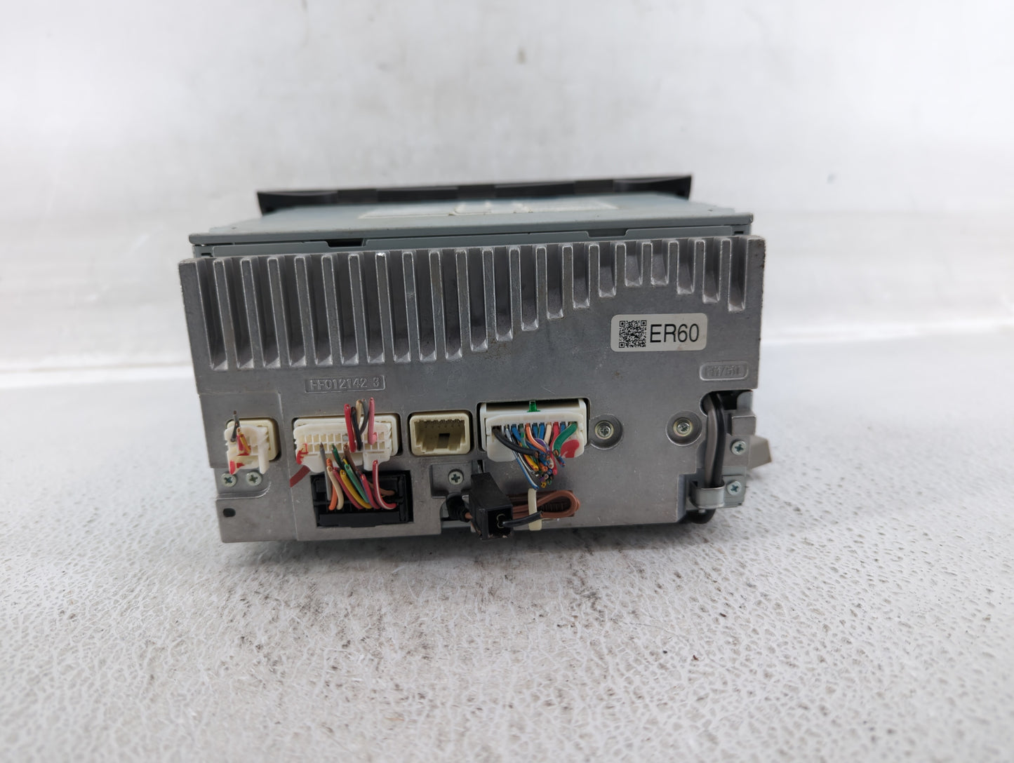 2010-2012 Subaru Legacy Am Fm Cd Player Radio Receiver - Oemusedautoparts1.com