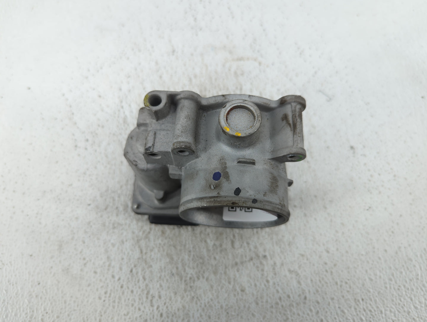 2010-2012 Subaru Legacy Throttle Body P/N:16112AA350 Fits Fits 2010 2011 2012 OEM Used Auto Parts - Oemusedautoparts1.com