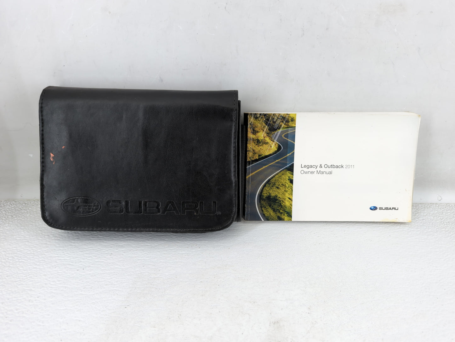 2011 Subaru Legacy Owners Manual Book Guide OEM Used Auto Parts - Oemusedautoparts1.com
