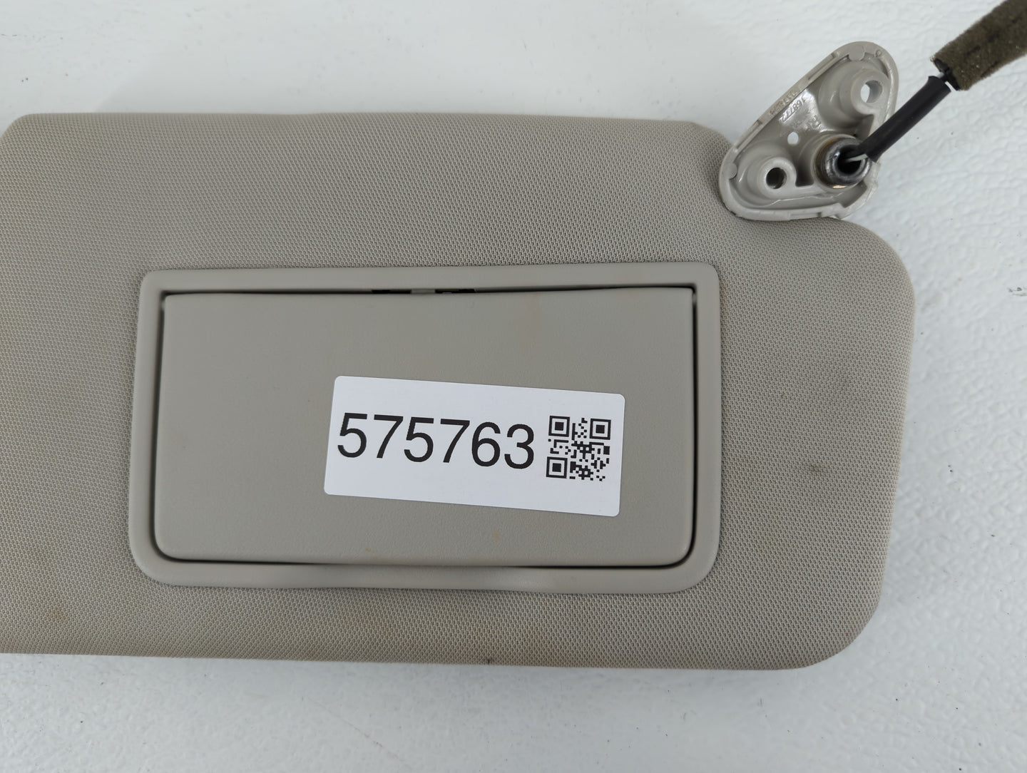 2010-2014 Subaru Legacy Sun Visor Shade Replacement Passenger Right Mirror Fits Fits 2010 2011 2012 2013 2014 OEM Used Auto 