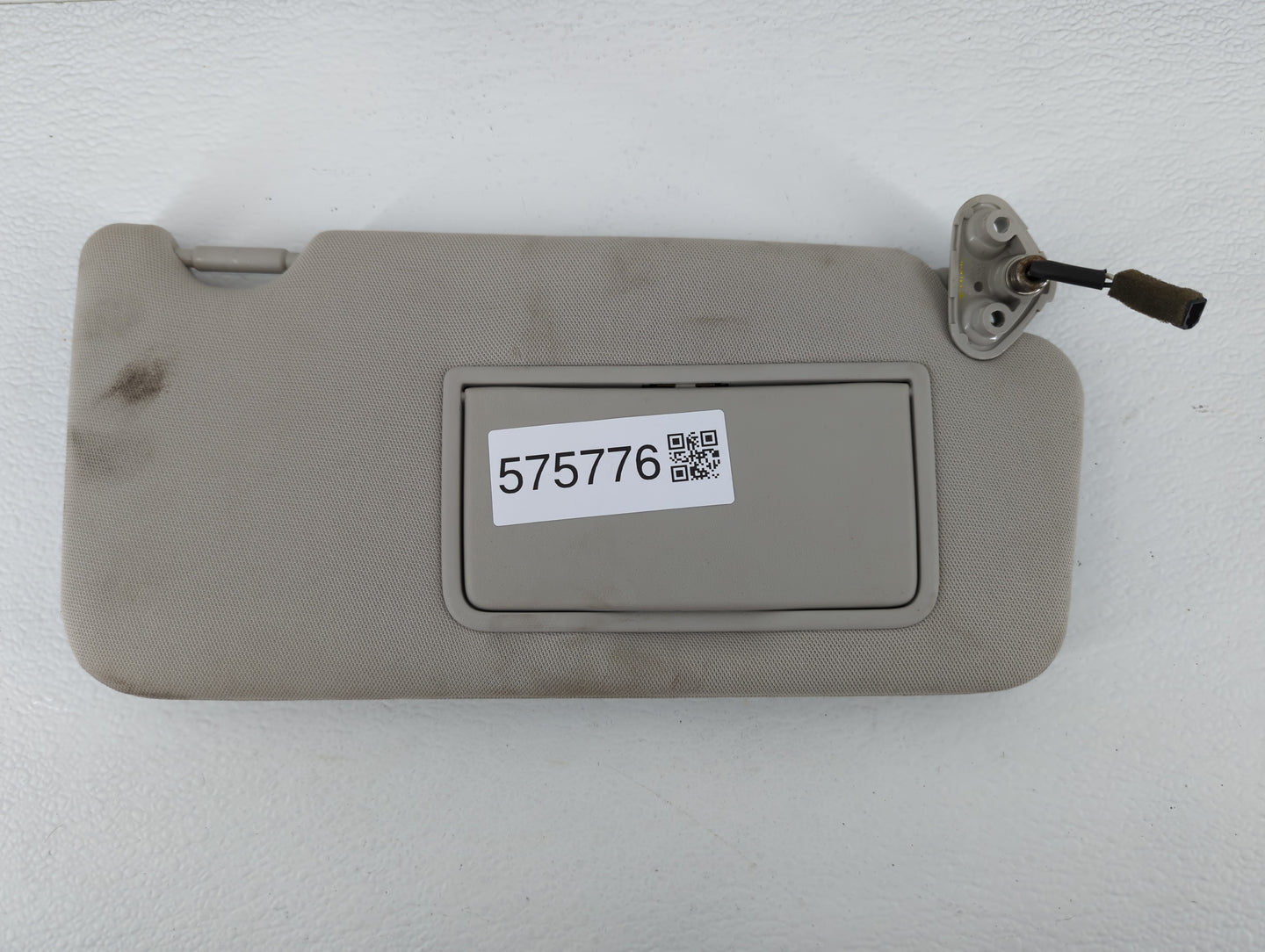 2010-2014 Subaru Legacy Sun Visor Shade Replacement Passenger Right Mirror Fits Fits 2010 2011 2012 2013 2014 OEM Used Auto 