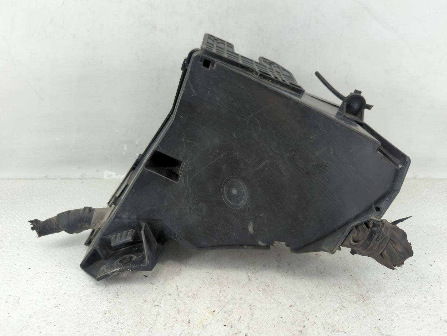 2010-2014 Subaru Legacy Fusebox Fuse Box Panel Relay Module P/N:MB503200B Fits Fits 2010 2011 2012 2013 2014 OEM Used Auto P
