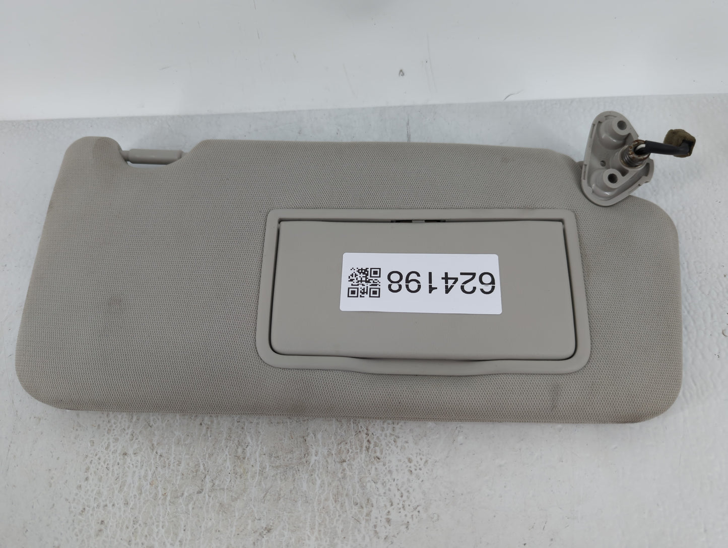 2010-2014 Subaru Legacy Sun Visor Shade Replacement Passenger Right Mirror Fits Fits 2010 2011 2012 2013 2014 OEM Used Auto 