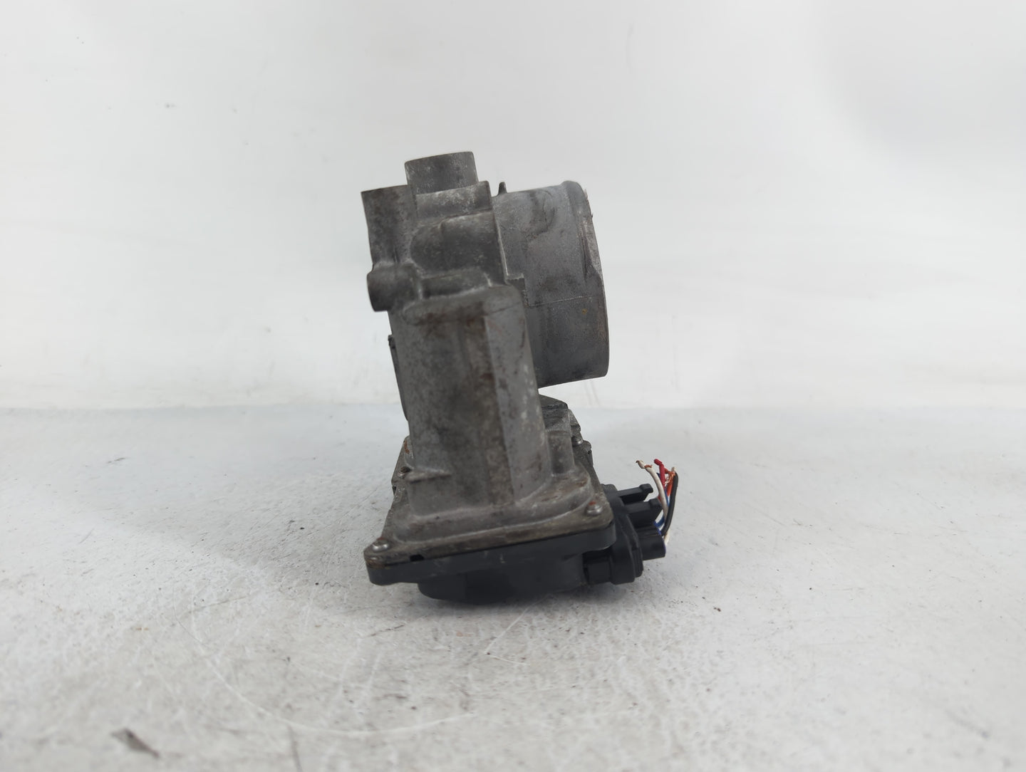 2010-2012 Subaru Legacy Throttle Body P/N:6N22 1291 16112AA350 Fits Fits 2010 2011 2012 OEM Used Auto Parts - Oemusedautopar