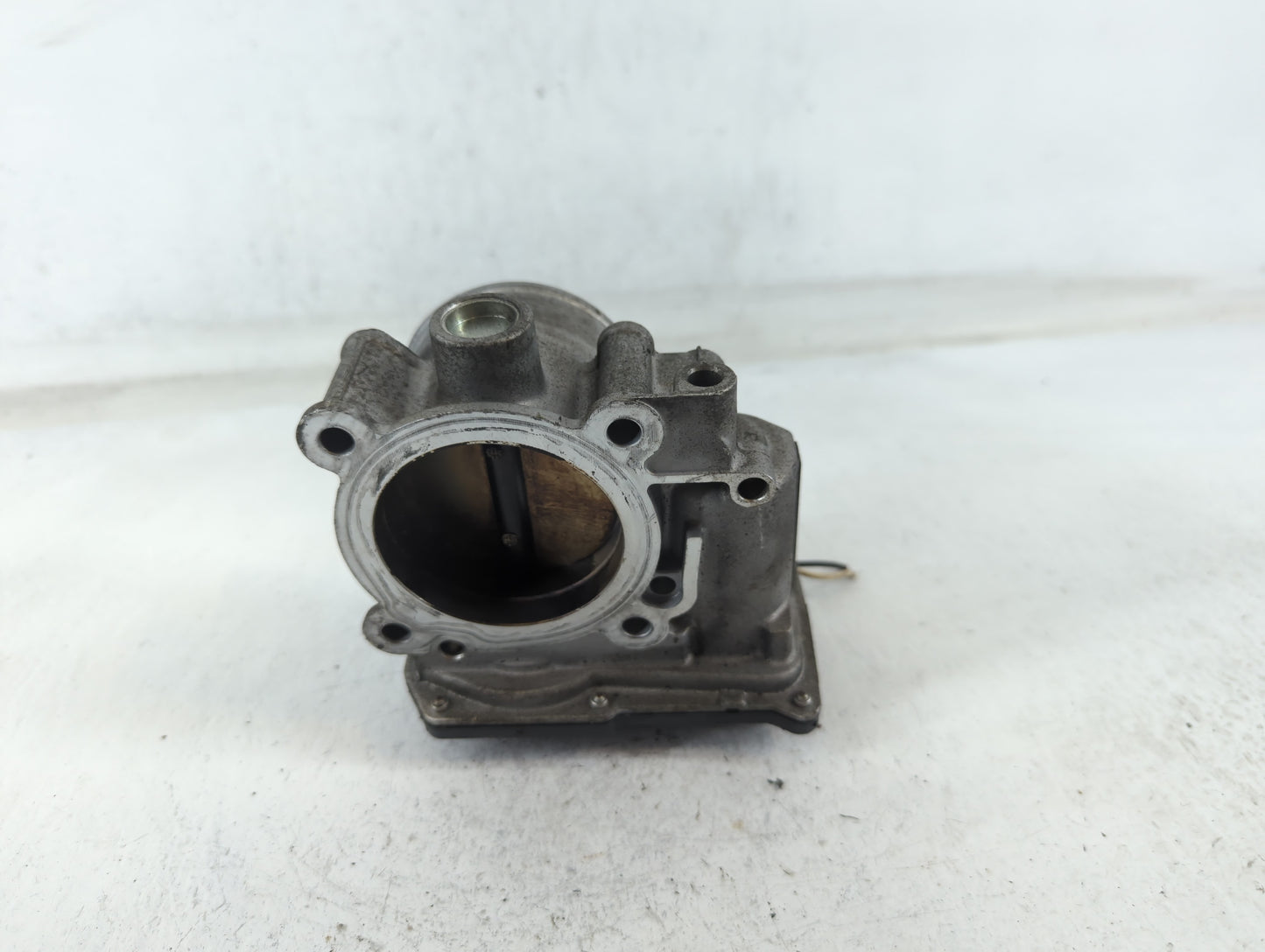 2010-2012 Subaru Legacy Throttle Body P/N:4M02 1290 16112AA350 Fits Fits 2010 2011 2012 OEM Used Auto Parts - Oemusedautopar