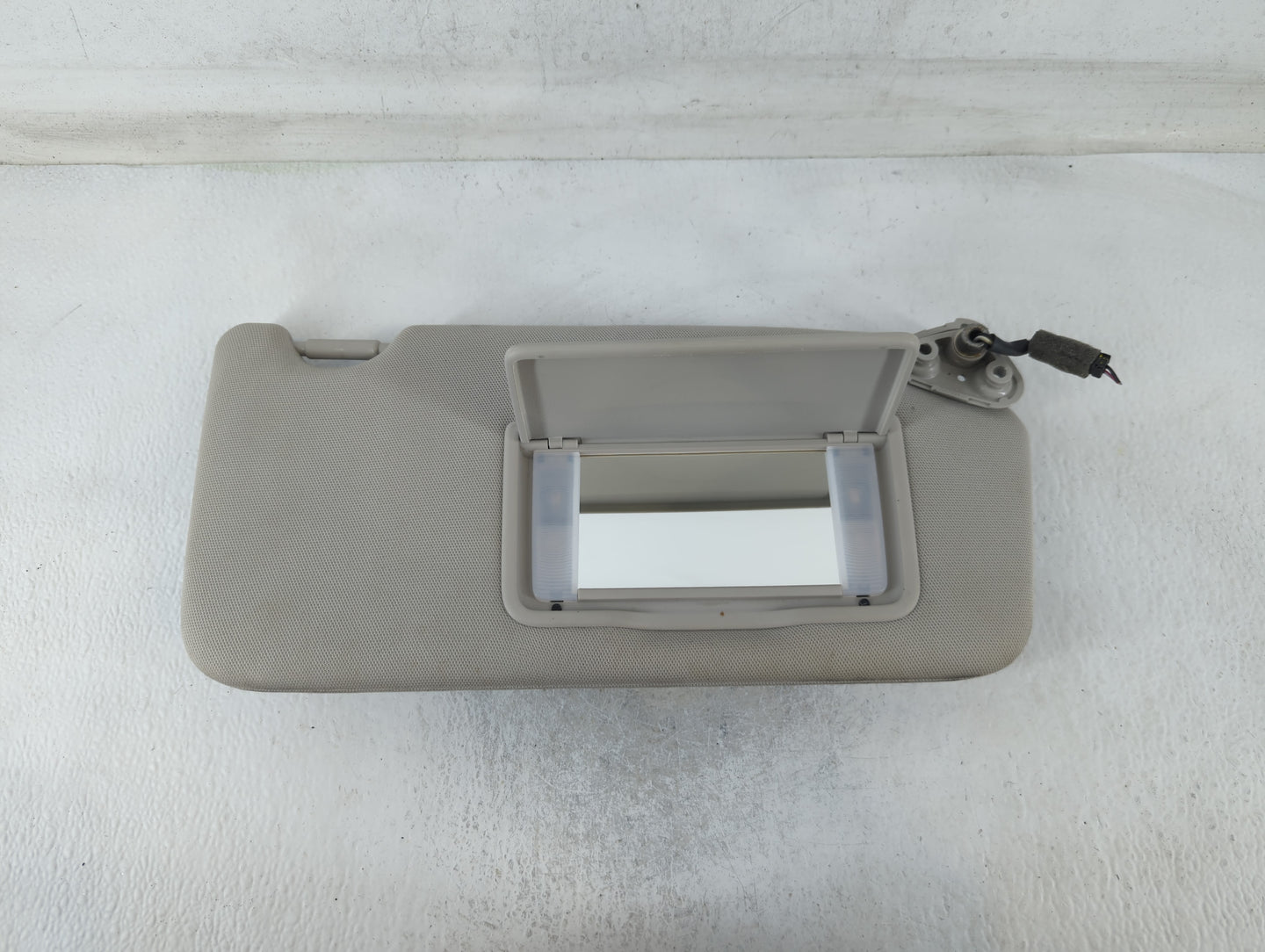 2010-2014 Subaru Legacy Sun Visor Shade Replacement Passenger Right Mirror Fits Fits 2010 2011 2012 2013 2014 OEM Used Auto 