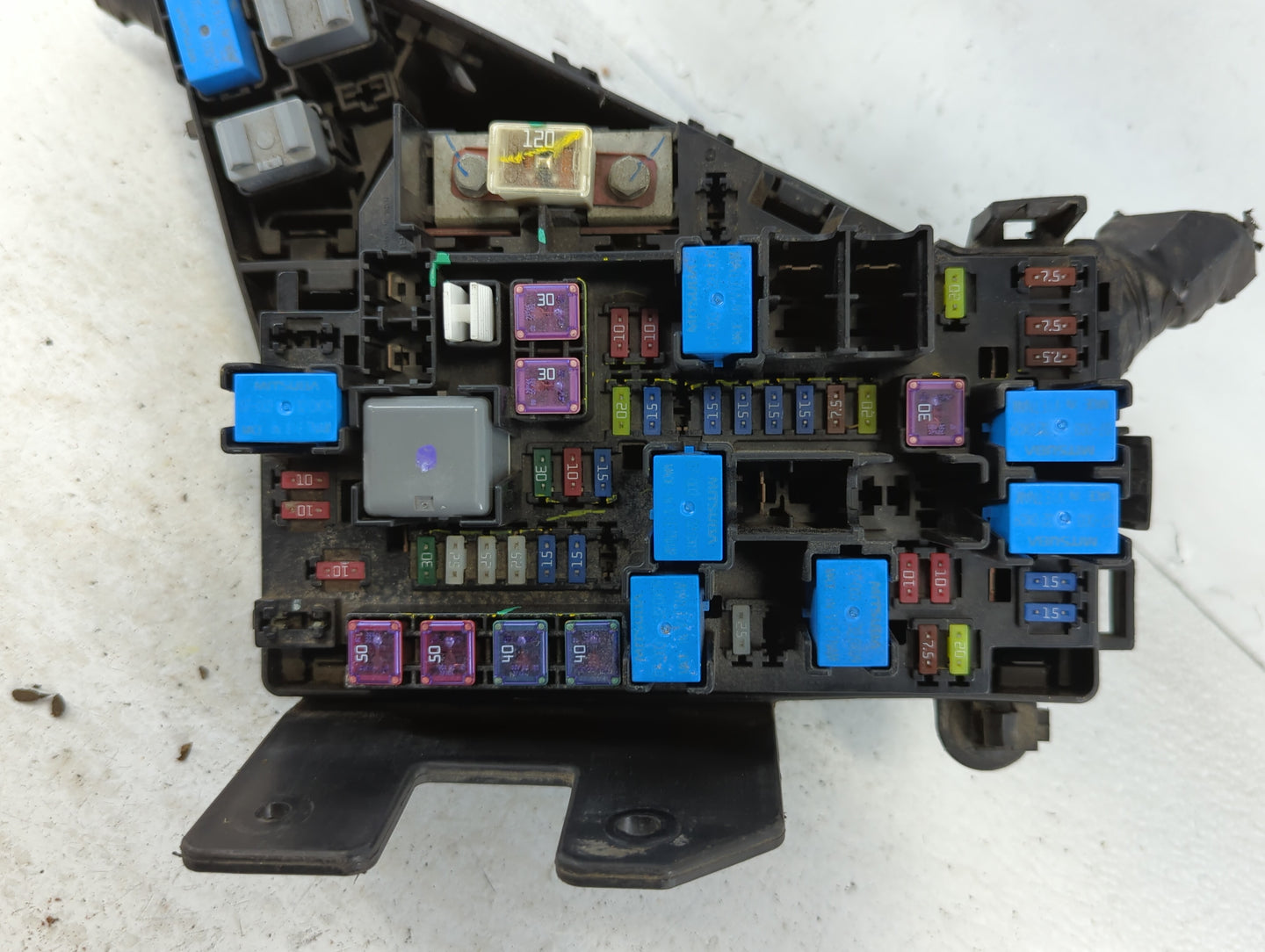 2010-2014 Subaru Legacy Fusebox Fuse Box Panel Relay Module P/N:MB503200B Fits Fits 2010 2011 2012 2013 2014 OEM Used Auto P