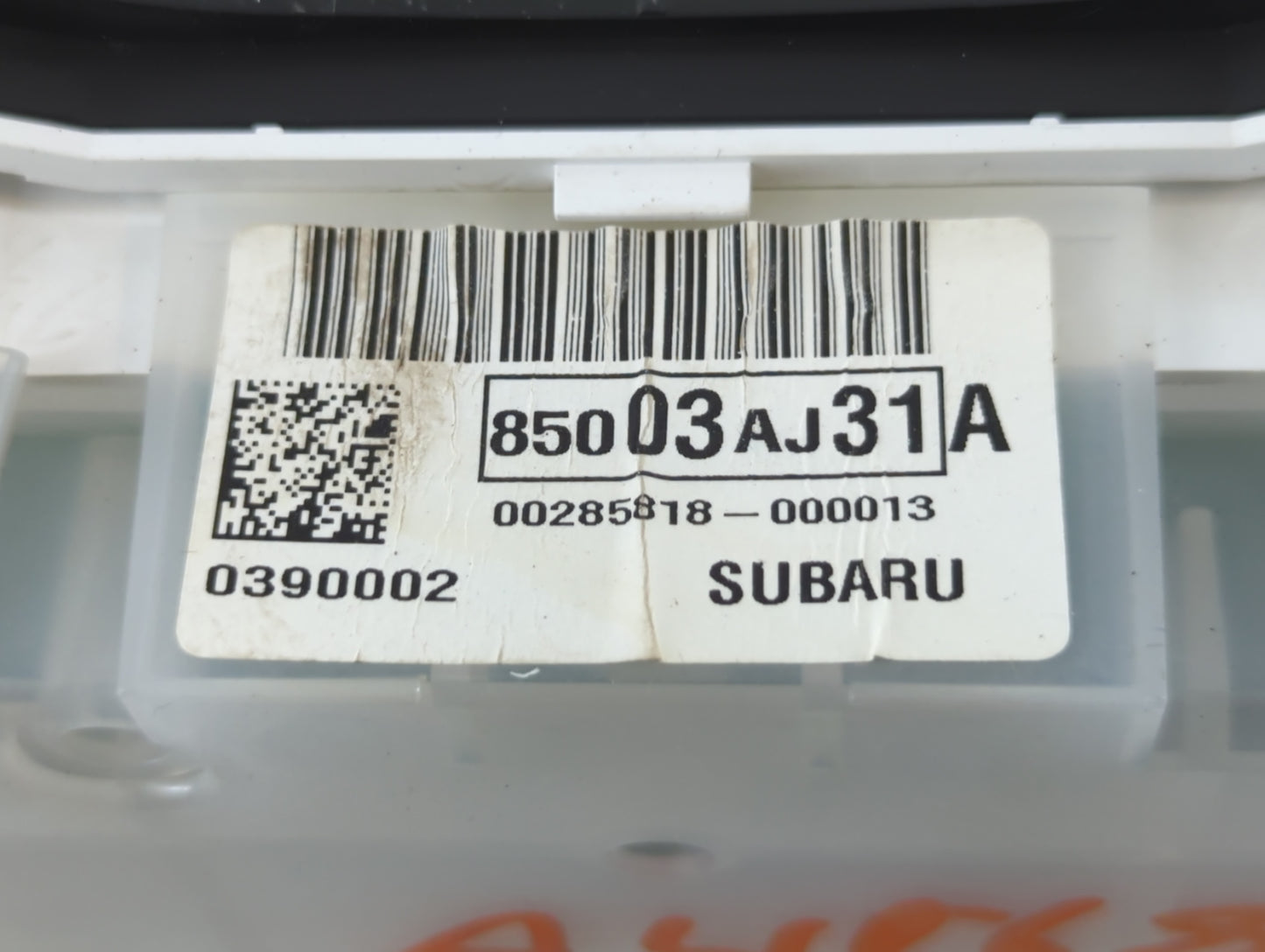 2011 Subaru Legacy Instrument Cluster Speedometer Gauges P/N:85003AJ31A Fits OEM Used Auto Parts - Oemusedautoparts1.com