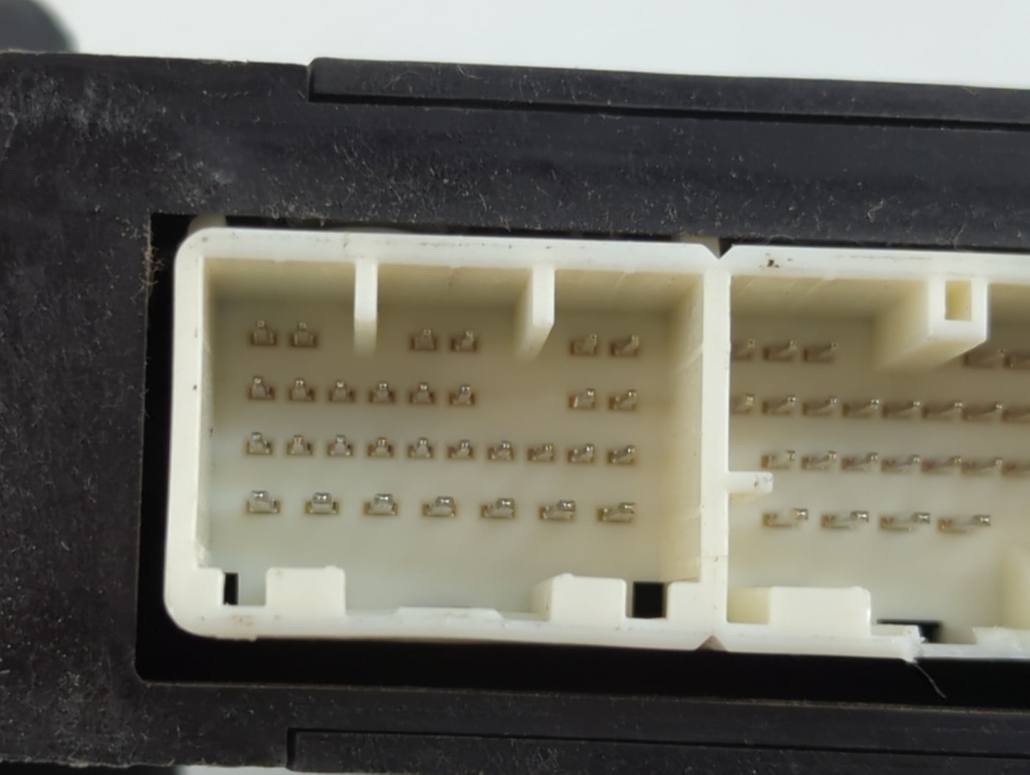 2011 Subaru Legacy PCM Engine Control Computer ECU ECM PCU OEM P/N:TN112400-4961 22765AB07A Fits OEM Used Auto Parts - Oemus
