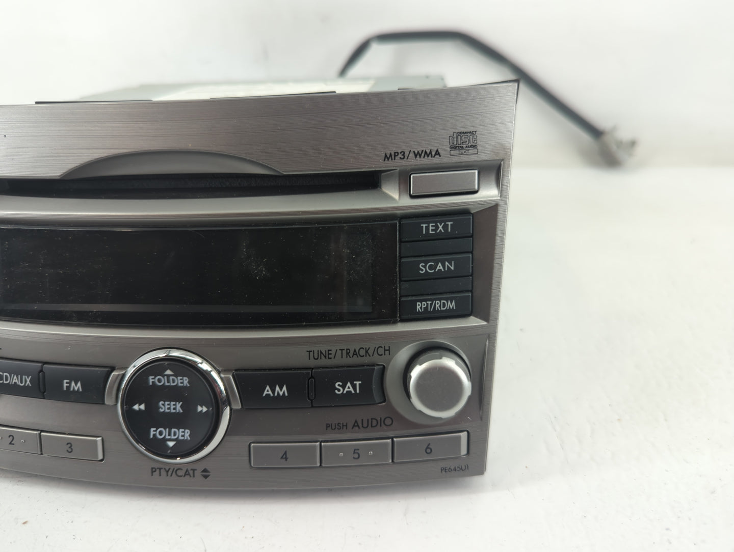 2010-2012 Subaru Legacy Am Fm Cd Player Radio Receiver - Oemusedautoparts1.com