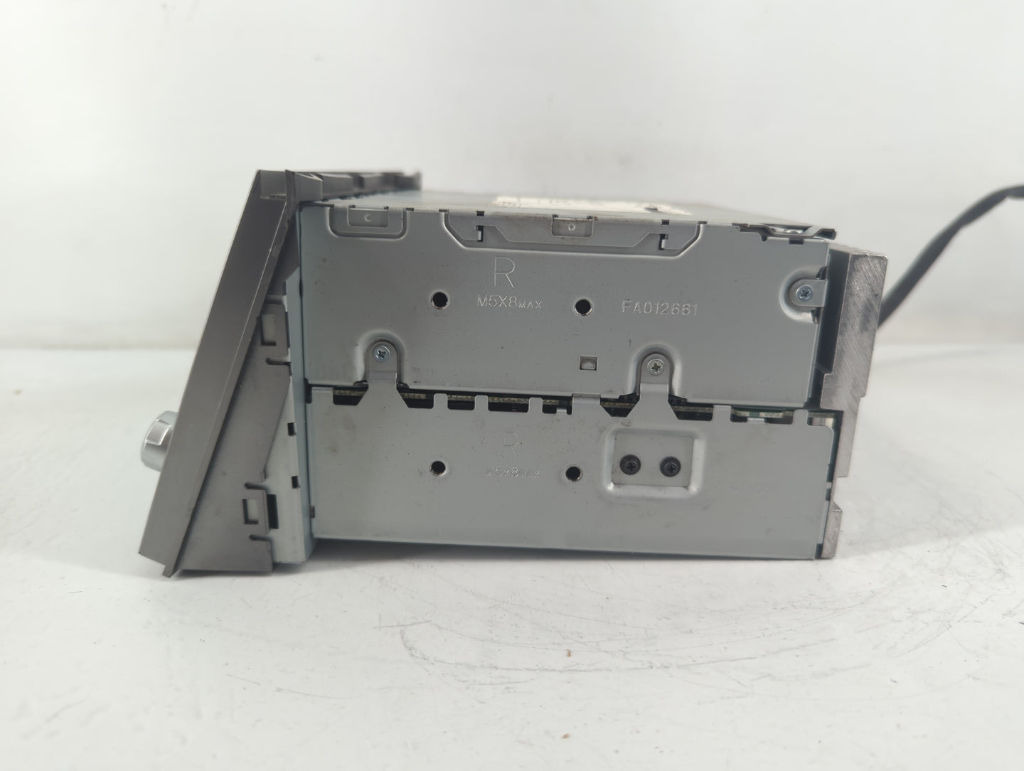 2010-2012 Subaru Legacy Am Fm Cd Player Radio Receiver - Oemusedautoparts1.com