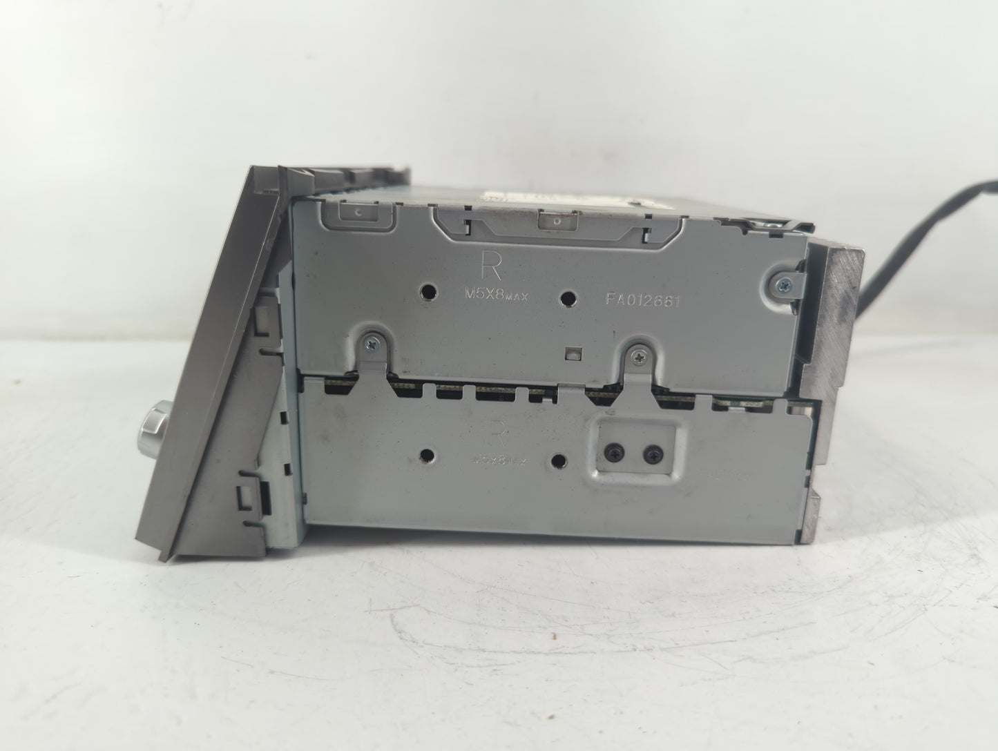 2010-2012 Subaru Legacy Am Fm Cd Player Radio Receiver - Oemusedautoparts1.com