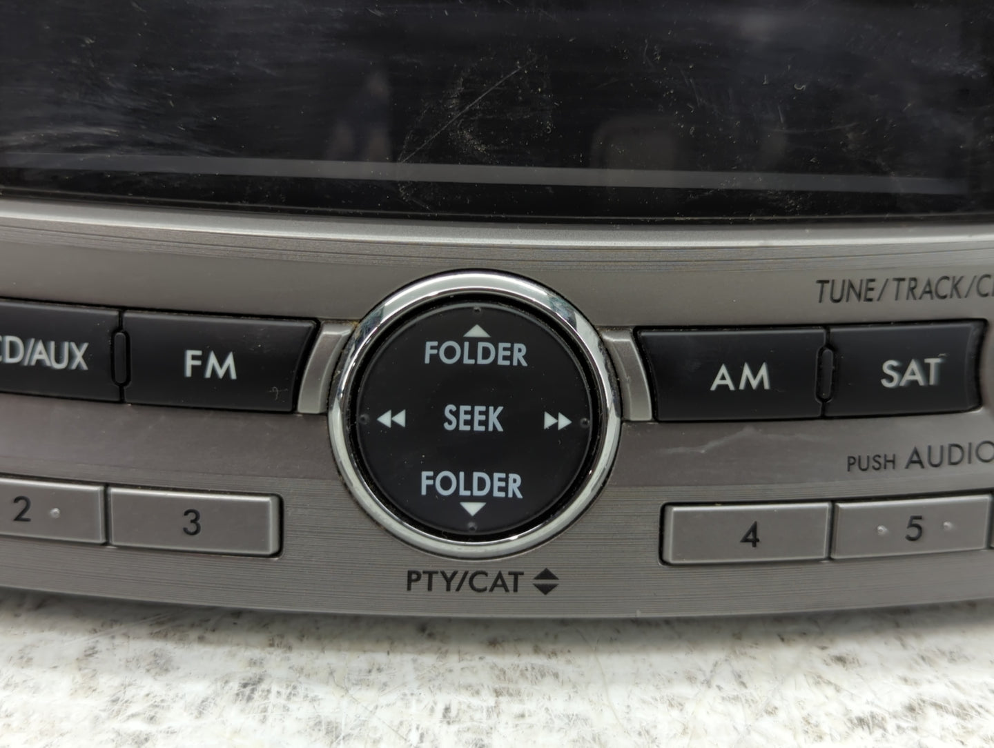2010-2012 Subaru Legacy Am Fm Cd Player Radio Receiver - Oemusedautoparts1.com