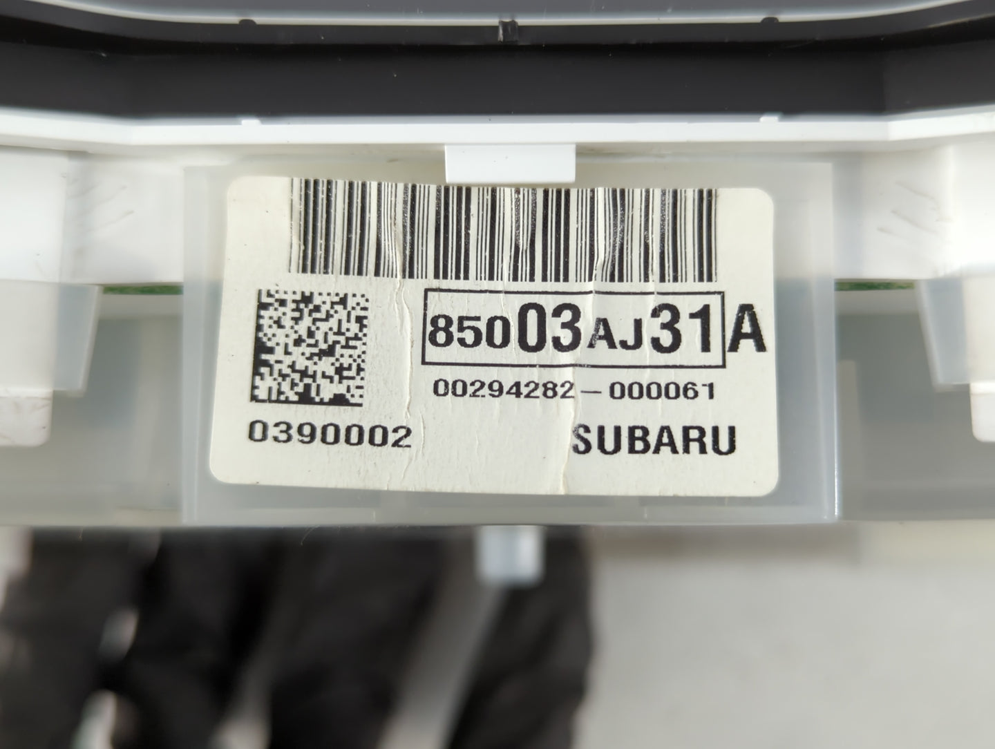 2011 Subaru Legacy Instrument Cluster Speedometer Gauges P/N:85003AJ31A Fits OEM Used Auto Parts - Oemusedautoparts1.com