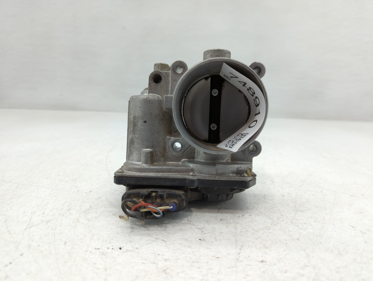 2010-2012 Subaru Legacy Throttle Body P/N:E2976 11M16 1291, 16112AA350 Fits Fits 2010 2011 2012 OEM Used Auto Parts - Oemuse