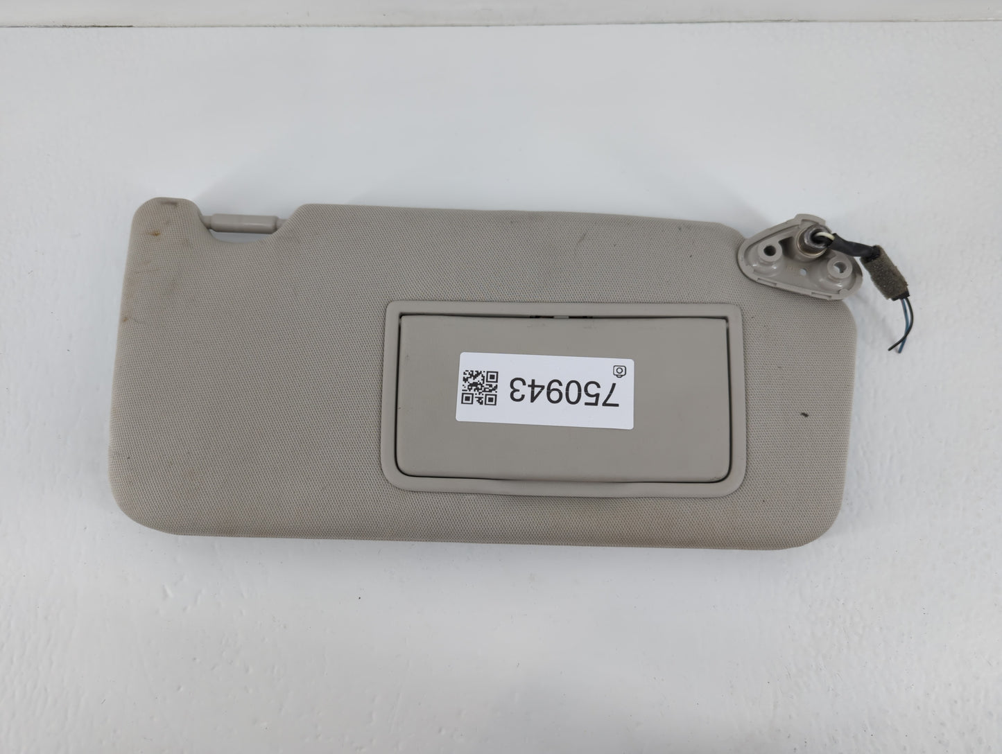 2010-2014 Subaru Legacy Sun Visor Shade Replacement Passenger Right Mirror Fits Fits 2010 2011 2012 2013 2014 OEM Used Auto 