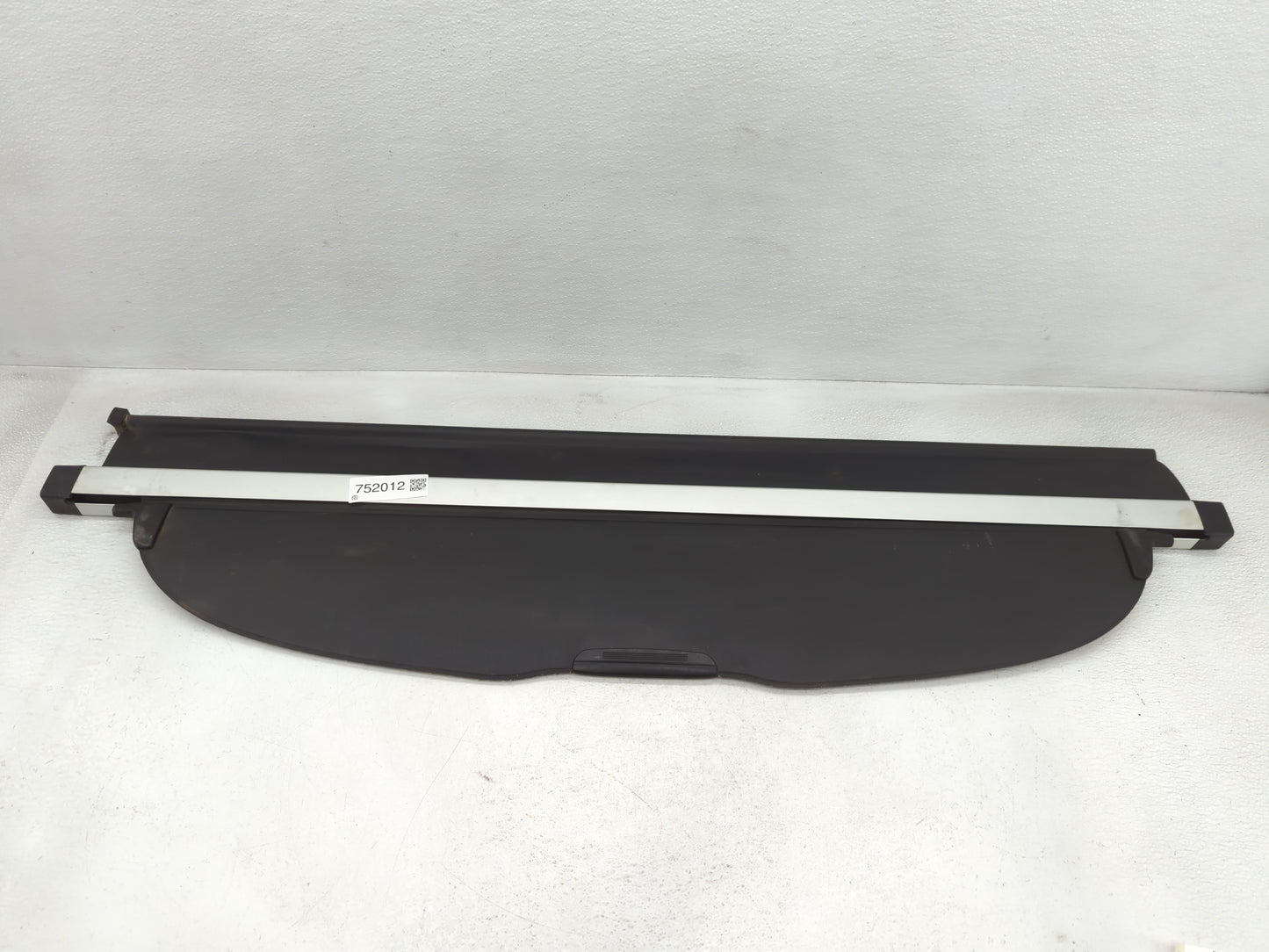 2011 Subaru Legacy Rear Cargo Cover Storage Retractable Shade - Oemusedautoparts1.com