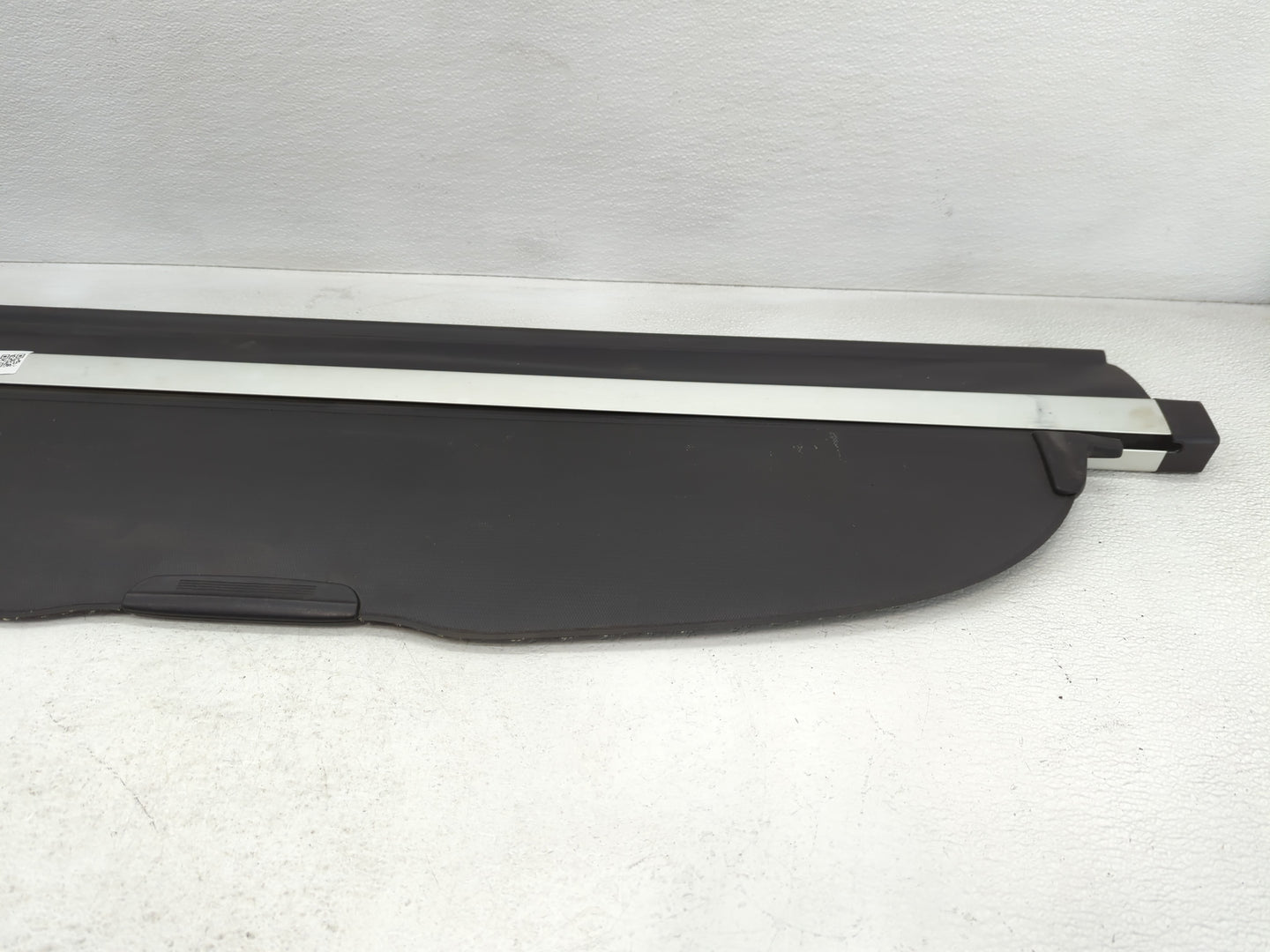 2011 Subaru Legacy Rear Cargo Cover Storage Retractable Shade - Oemusedautoparts1.com