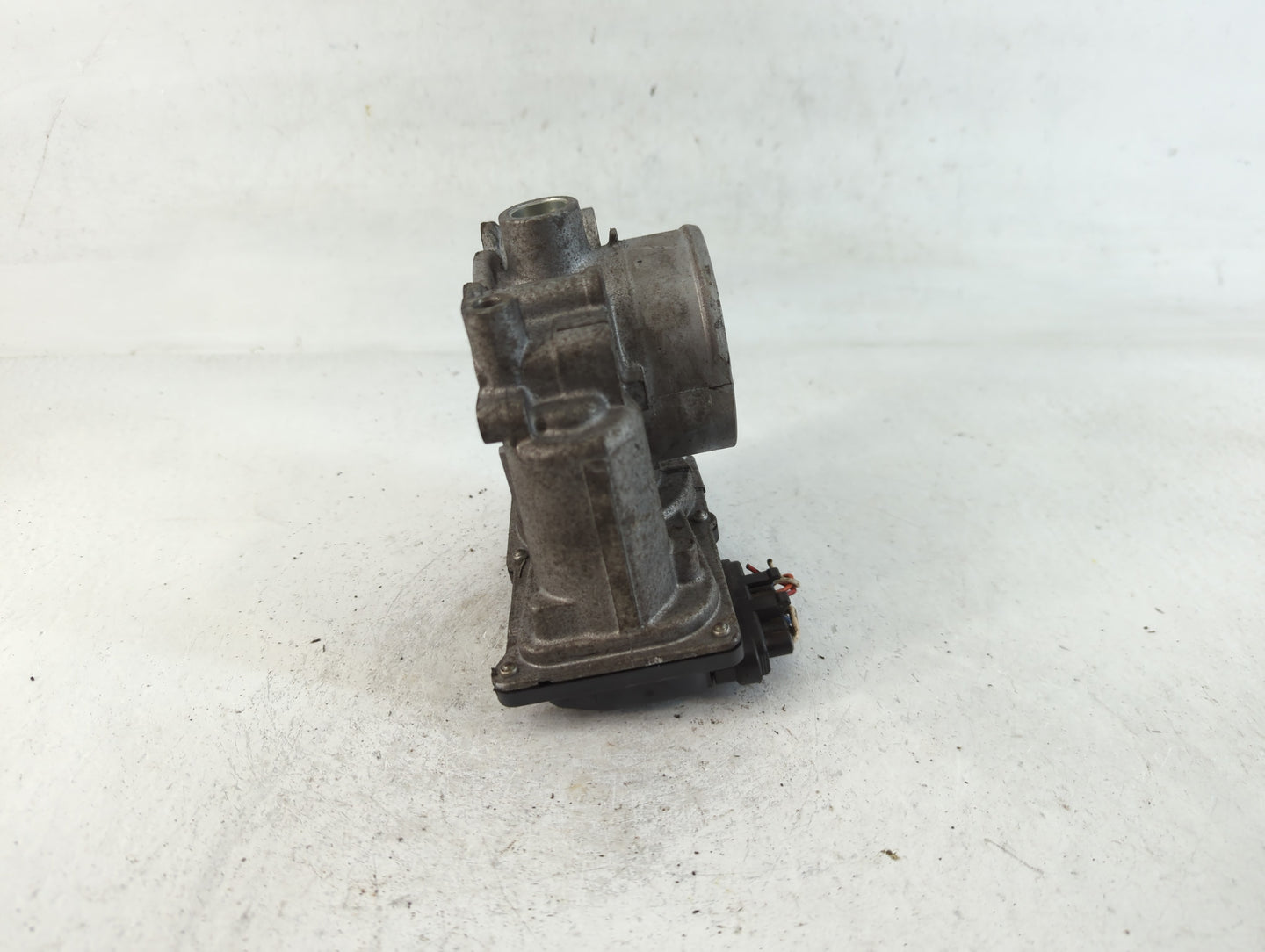 2010-2012 Subaru Legacy Throttle Body P/N:10M12 1291 16112AA350 Fits Fits 2010 2011 2012 OEM Used Auto Parts - Oemusedautopa