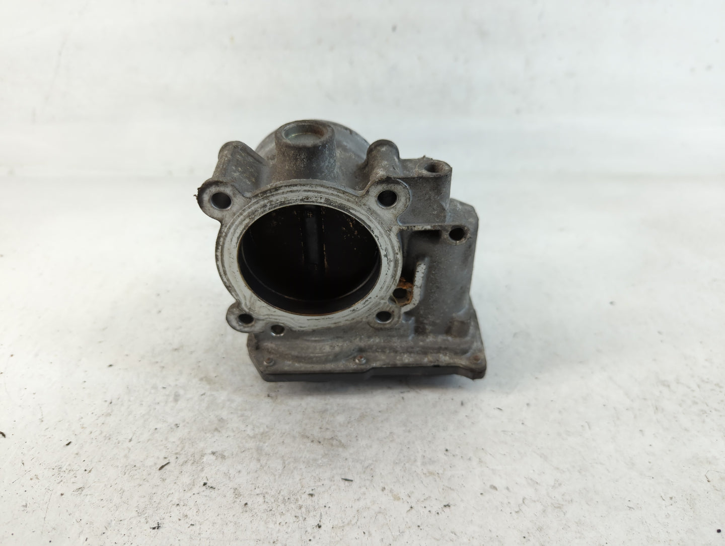 2010-2012 Subaru Legacy Throttle Body P/N:F2159 9M20 1291, 16112AA350 Fits Fits 2010 2011 2012 OEM Used Auto Parts - Oemused