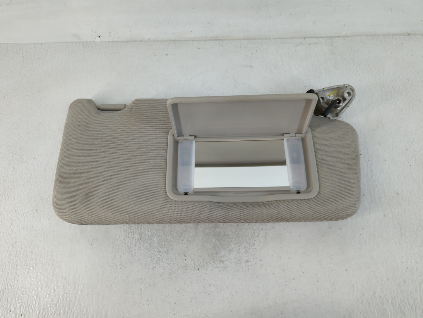 2010-2014 Subaru Legacy Sun Visor Shade Replacement Passenger Right Mirror Fits Fits 2010 2011 2012 2013 2014 OEM Used Auto 