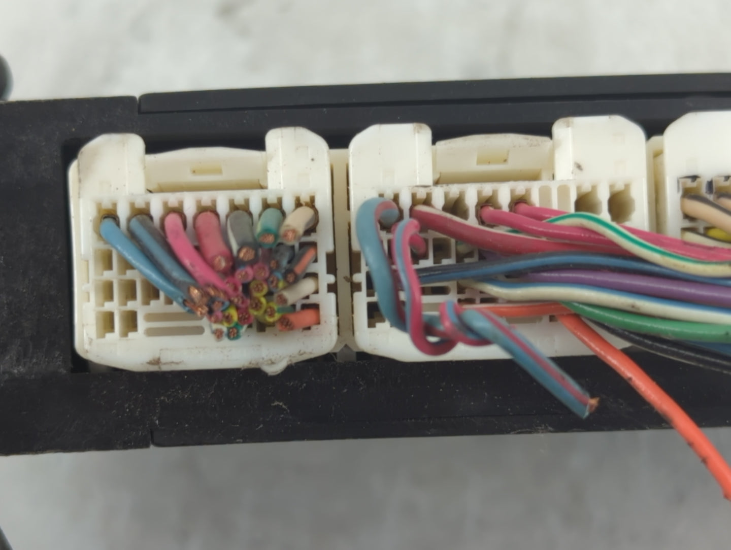 2011 Subaru Legacy PCM Engine Control Computer ECU ECM PCU OEM P/N:TN112400-4963 22765AB07B Fits OEM Used Auto Parts - Oemus
