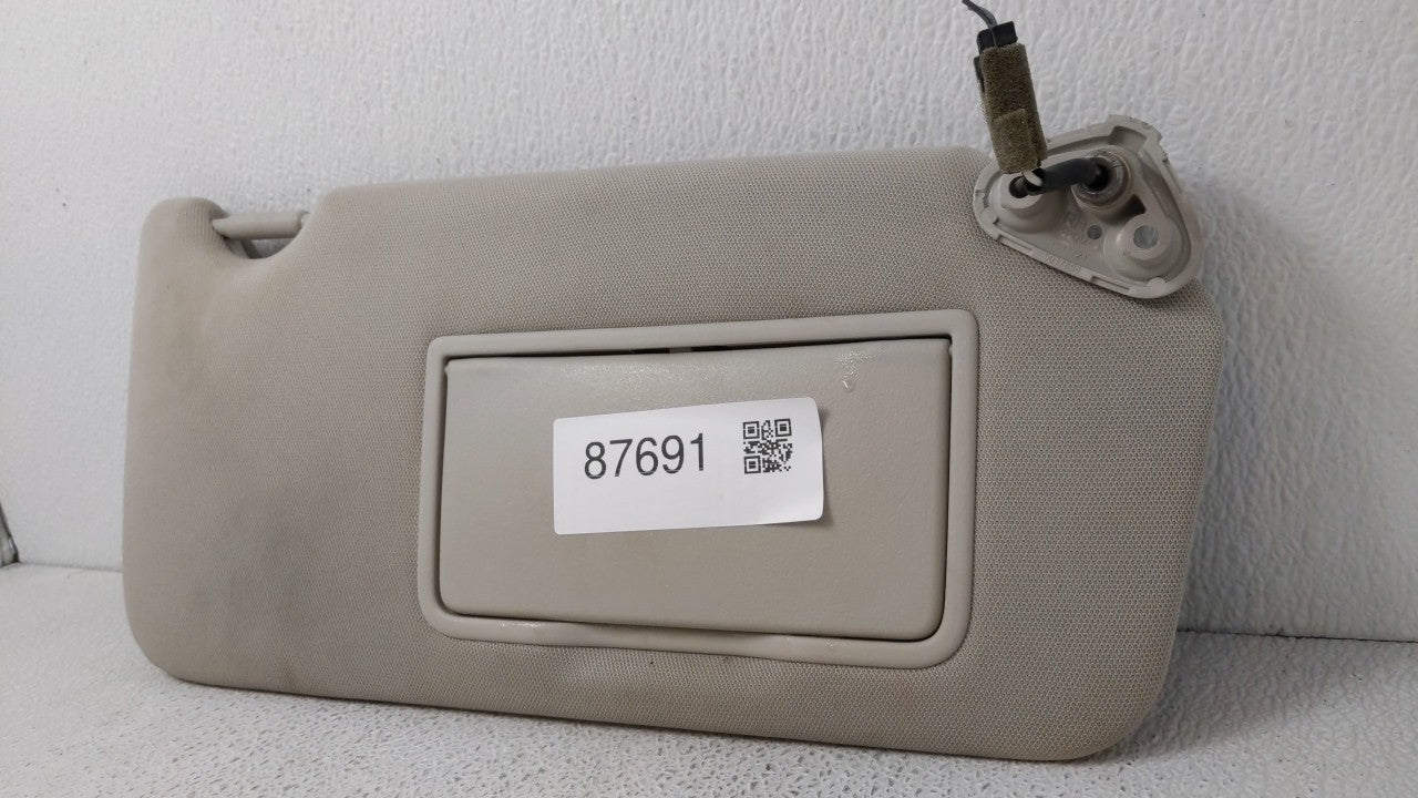 2010-2014 Subaru Legacy Sun Visor Shade Replacement Passenger Right Mirror Fits Fits 2010 2011 2012 2013 2014 OEM Used Auto 